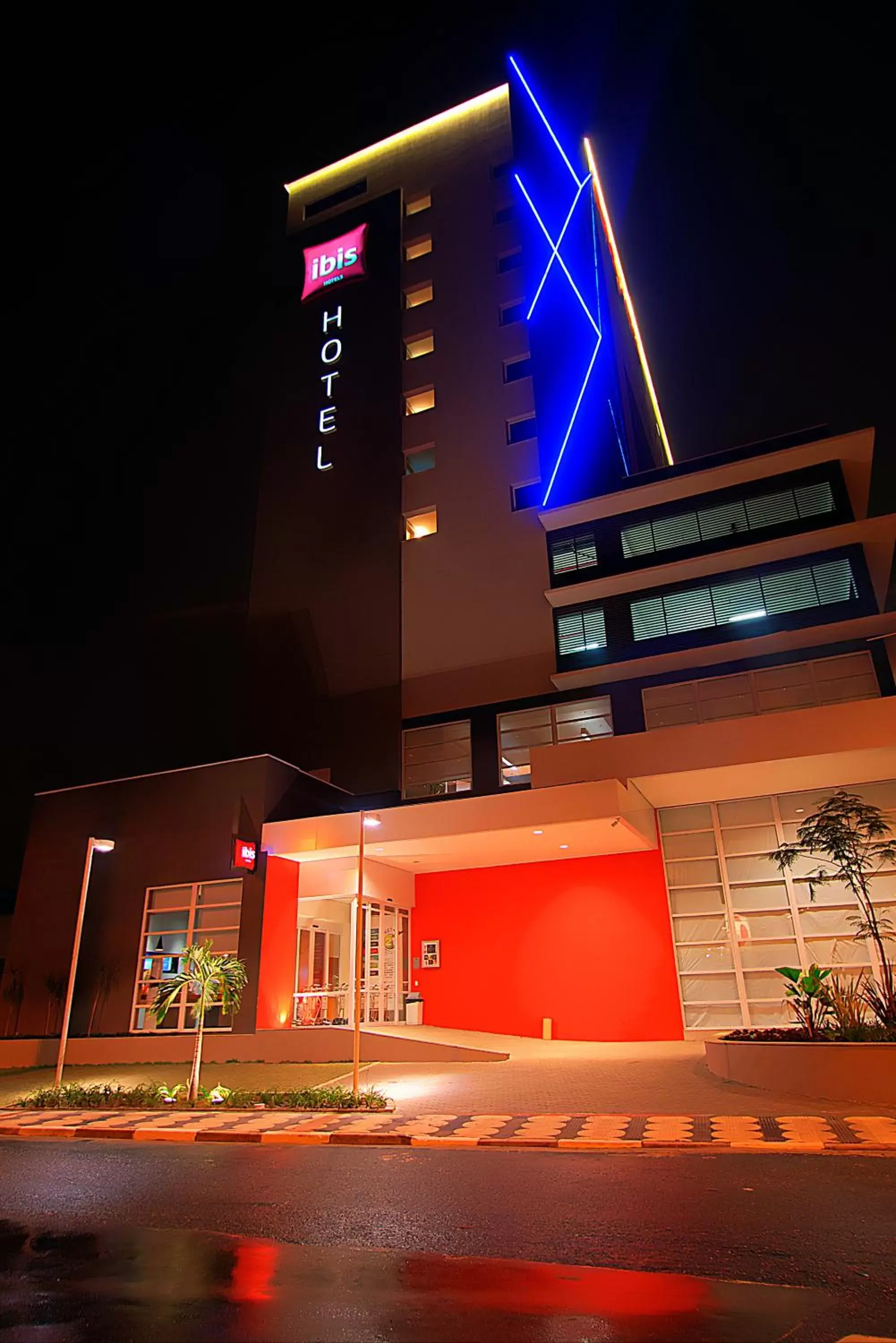 Property building in ibis Mogi das Cruzes Shopping Property building in ibis Mogi das Cruzes Shopping
