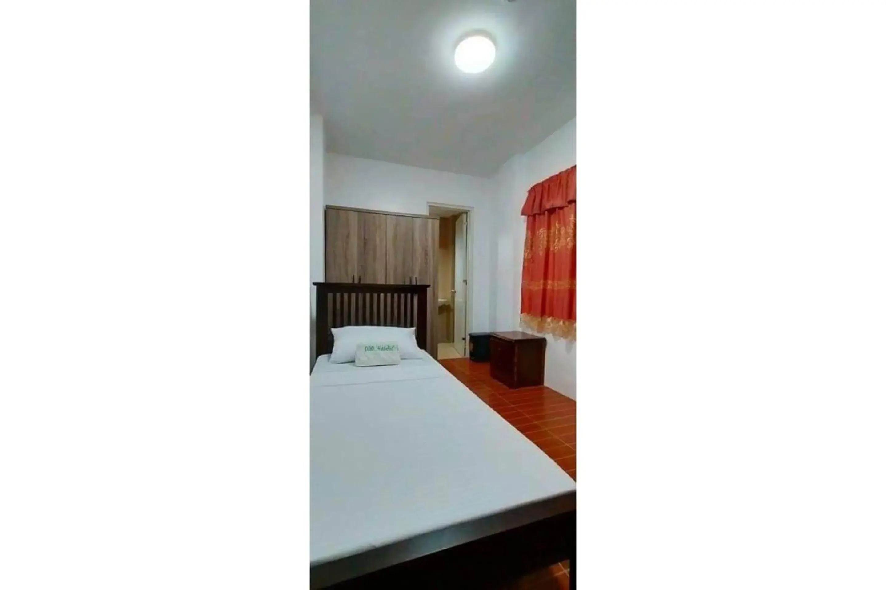 Bedroom, Bed in OYO 799 Ddd Habitat Iloilo