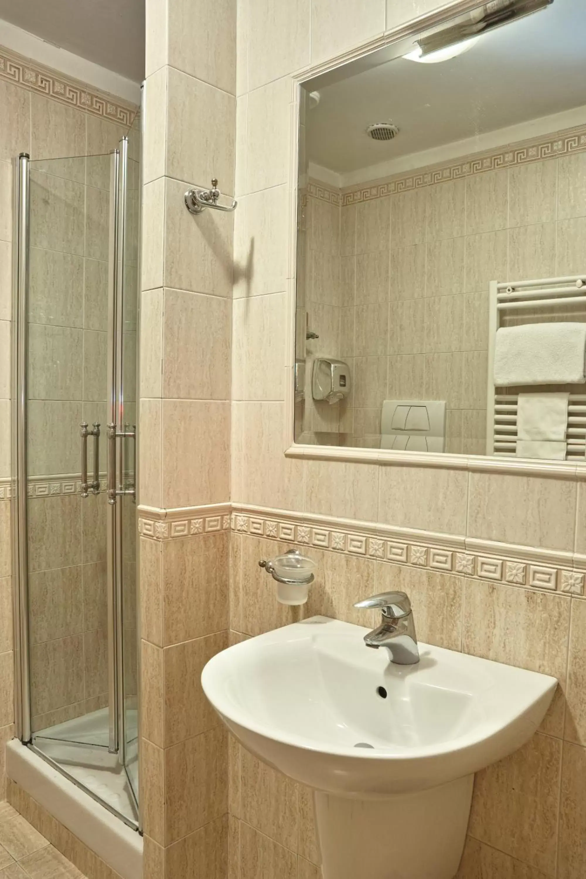Bathroom in Hotel Virgilio