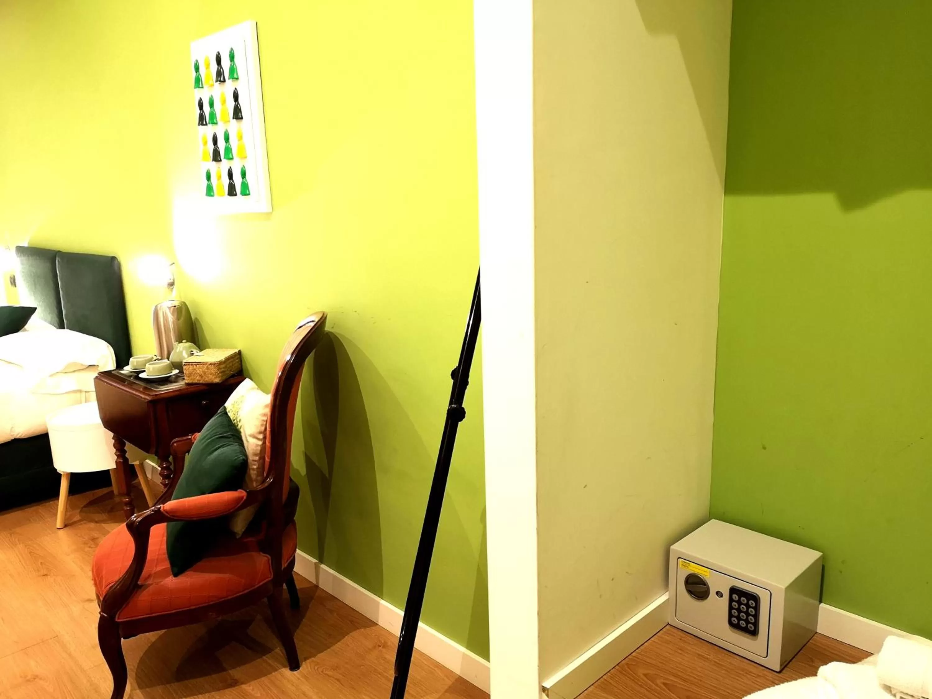 Photo of the whole room, Bed in Grande Archivio Napoli 22