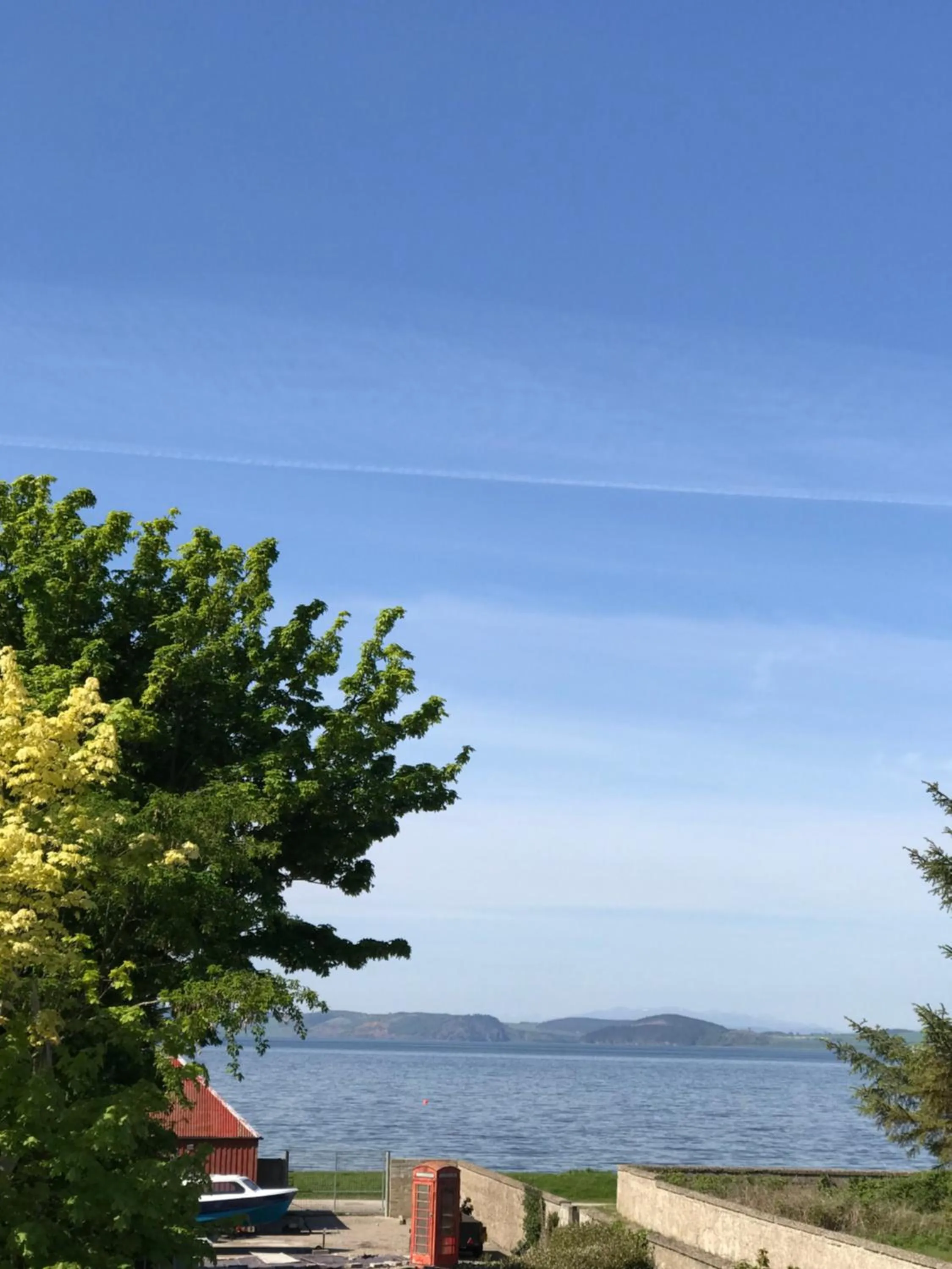 Sea view in Inchrye Bed & Breakfast