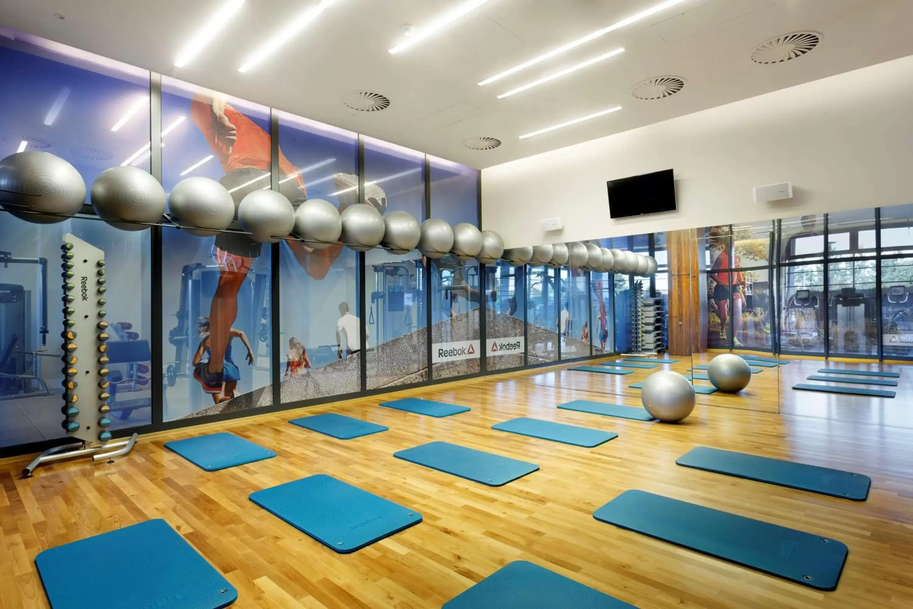 Fitness centre/facilities, Fitness Center/Facilities in DoubleTree by Hilton Hotel & Conference Centre Warsaw