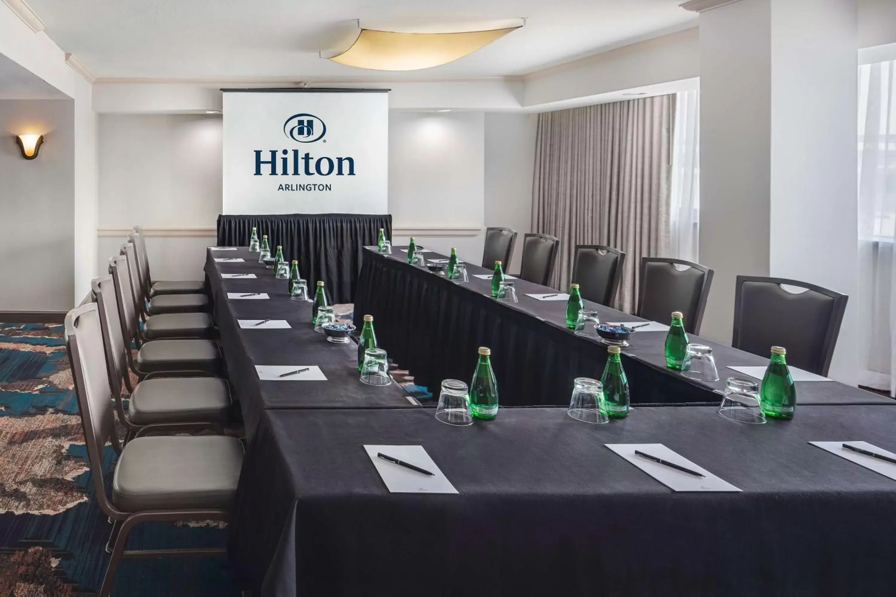 Meeting/conference room in Hilton Arlington