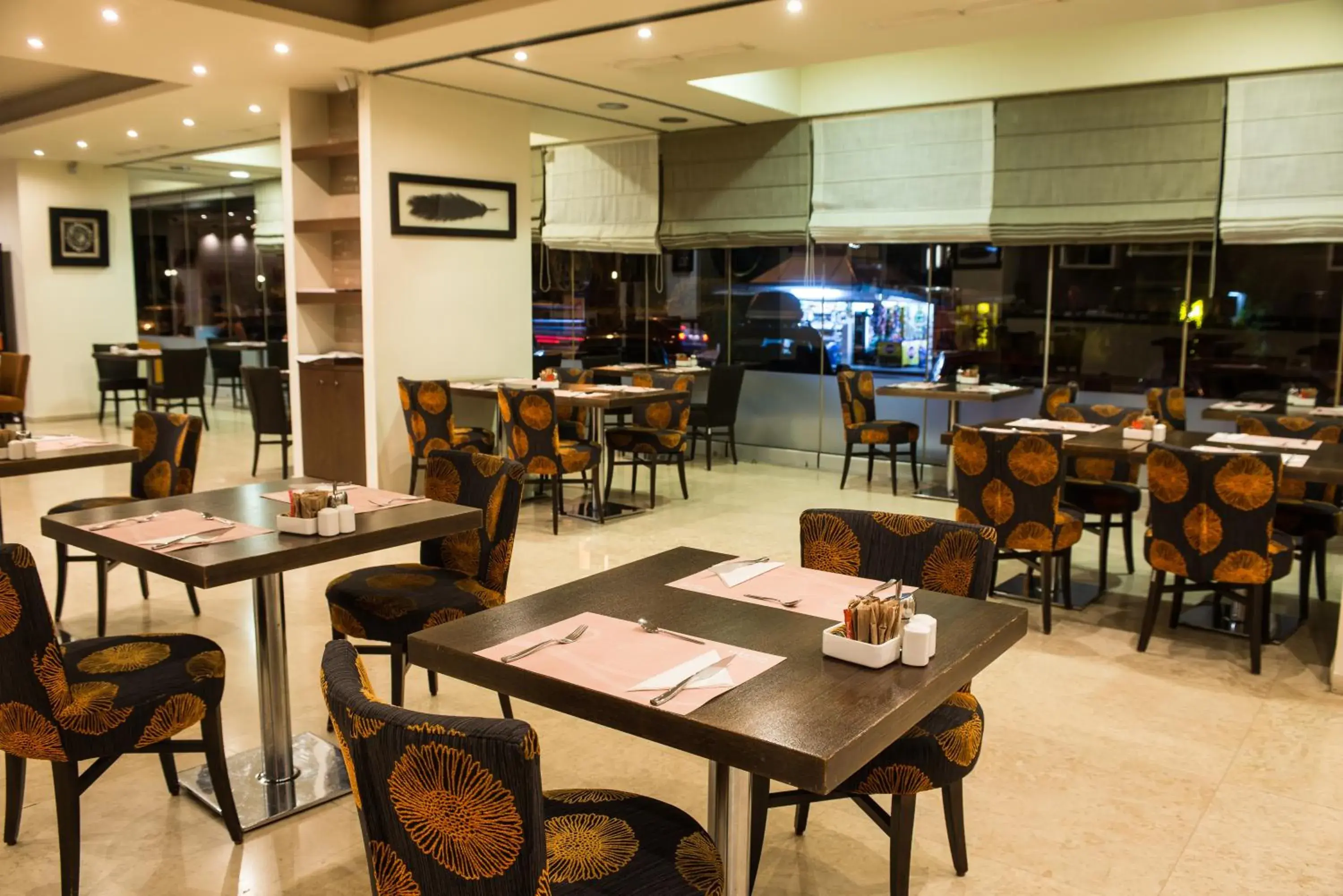 Restaurant/Places to Eat in Elektra Hotel & Spa
