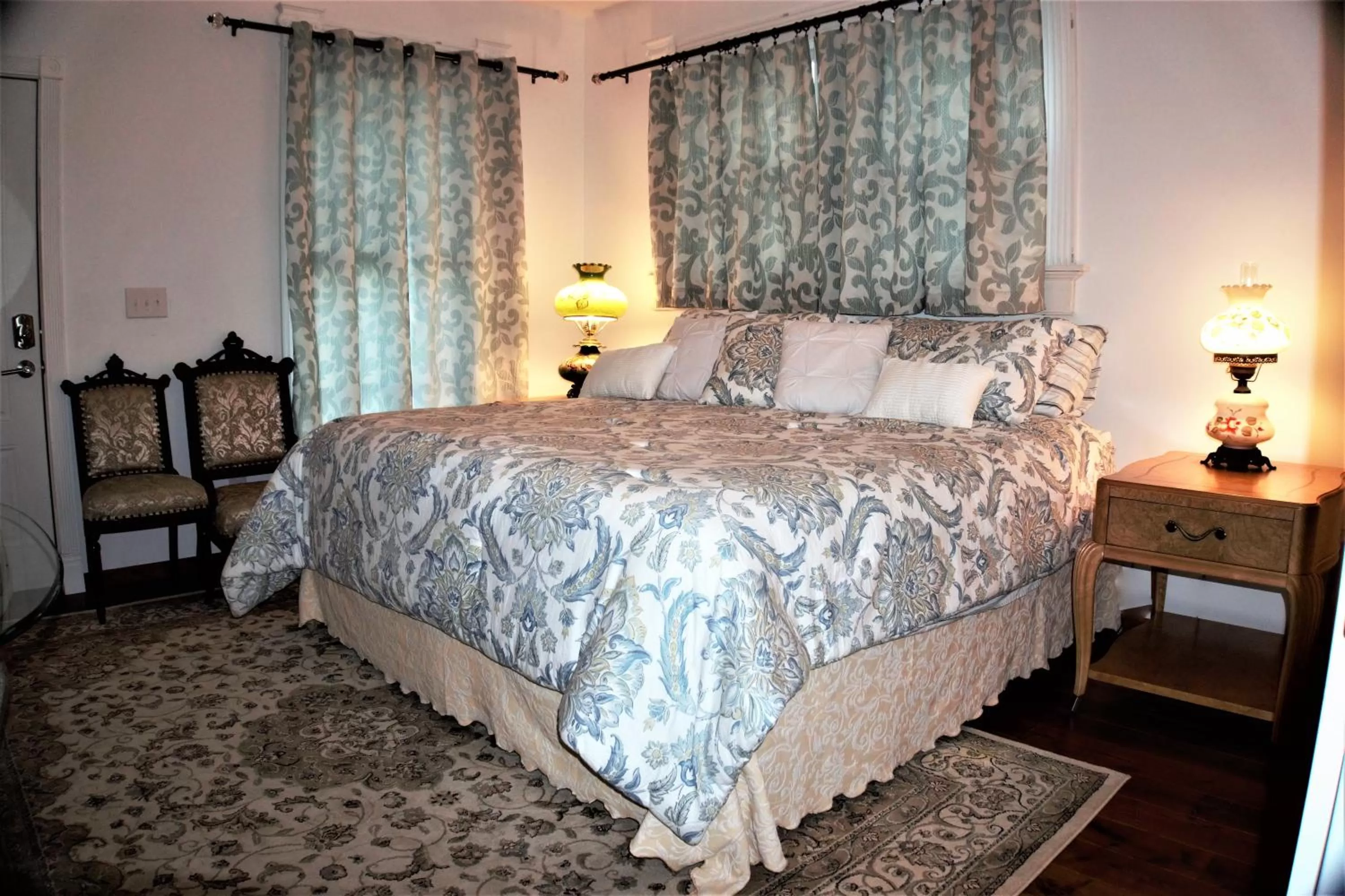 Bed in Paducah 1895 Washington Hotel