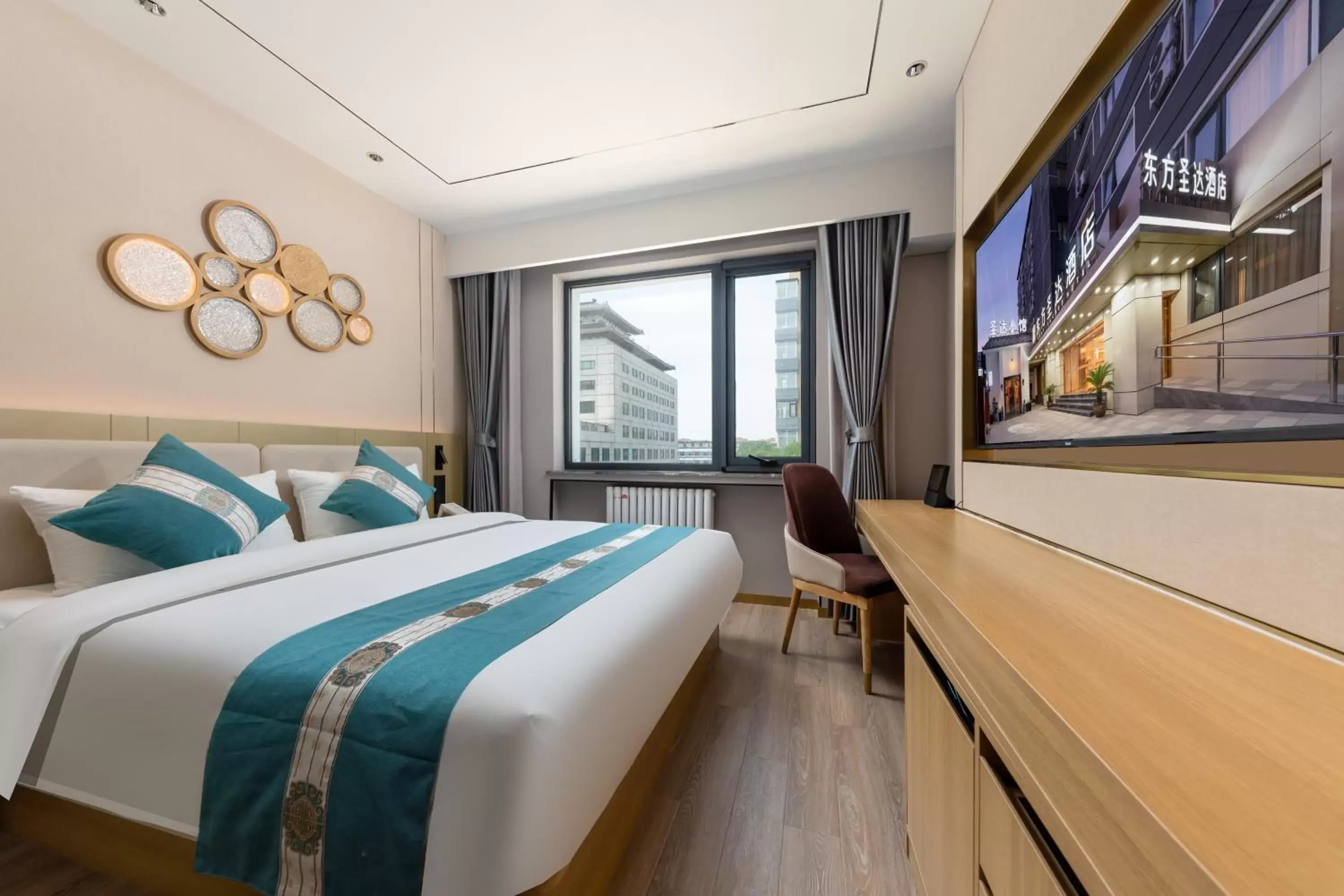 Bed in East Sacred Hotel--Beijing Tiananmen Square ,the Forbidden City,Wangfujing Street,Located in the city center Bed in East Sacred Hotel--Beijing Tiananmen Square ,the Forbidden City,Wangfujing Street,Located in the city center