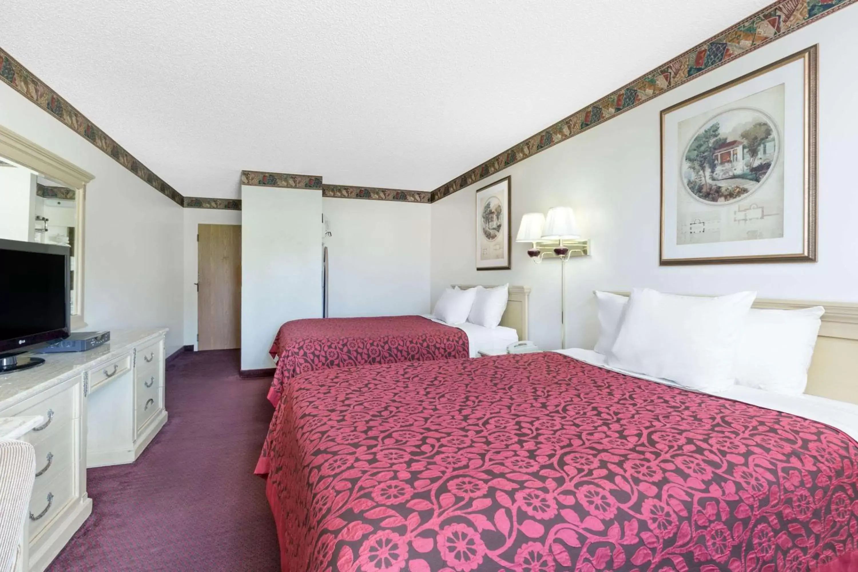 Photo of the whole room, Bed in Days Inn by Wyndham Concordia