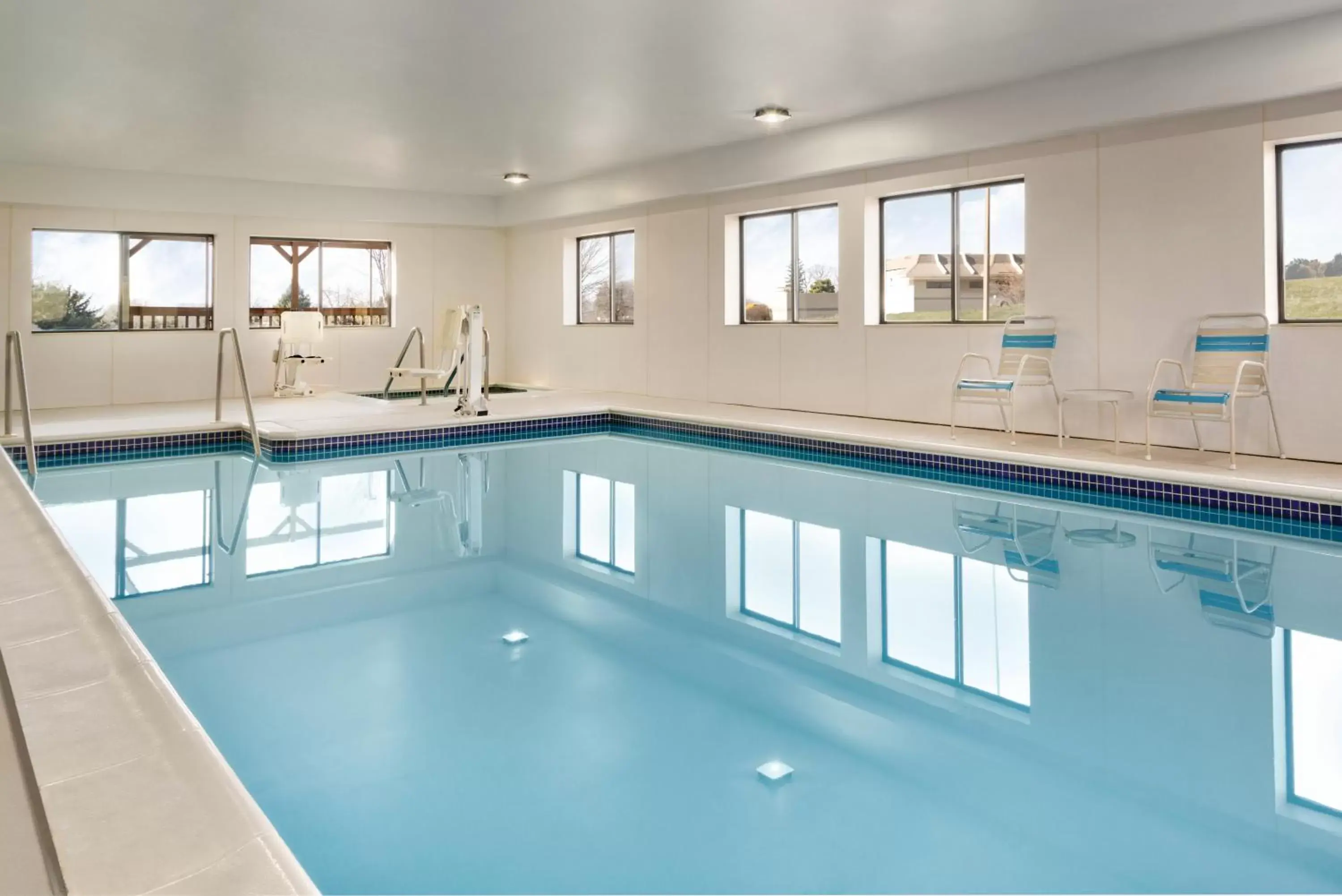 Property building, Swimming Pool in Super 8 by Wyndham Chambersburg I-81