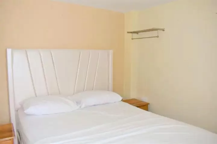 Budget Double Room in Hotel y Cabañas Covemar