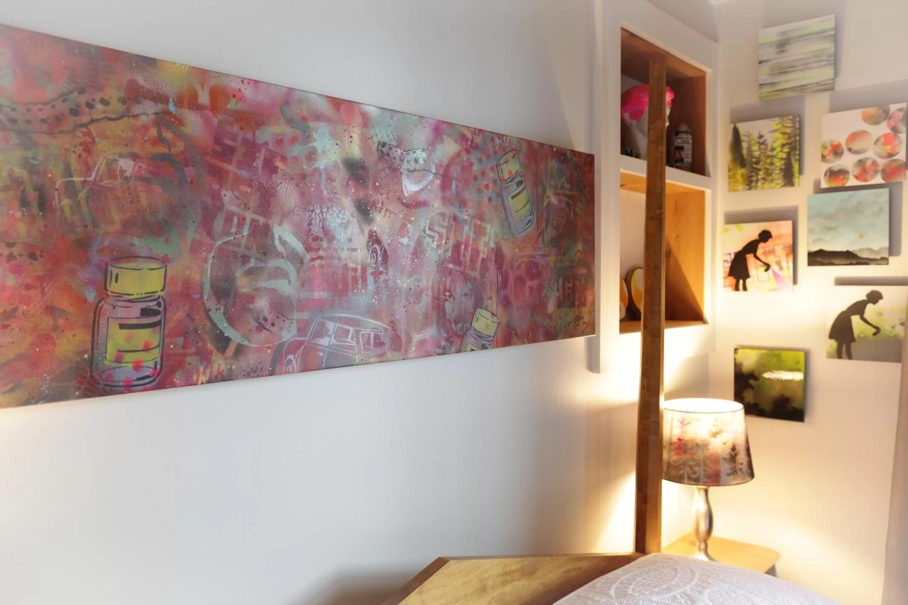 Bed in Jackson's Falls Country Inn