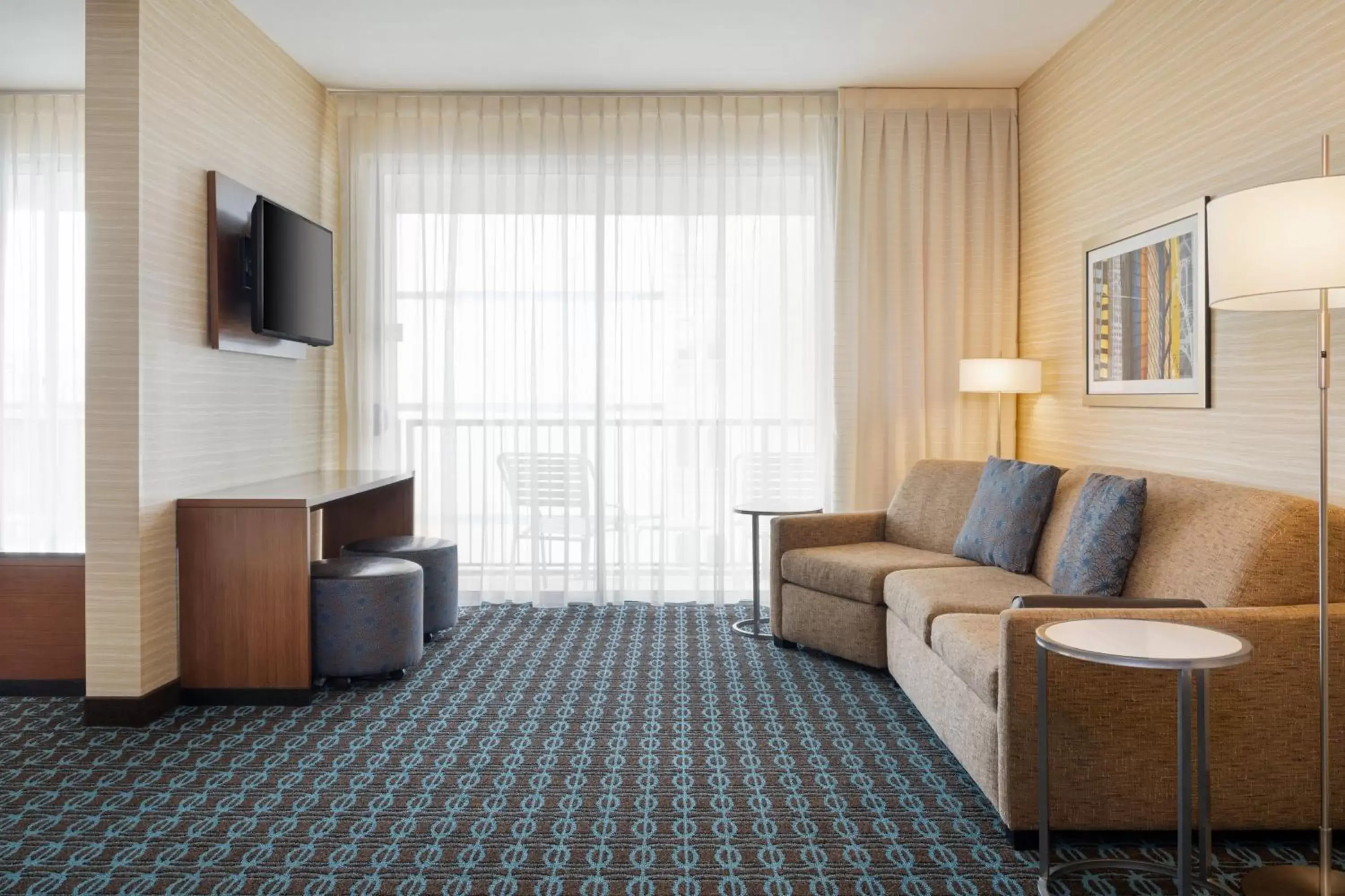 Living room, Seating Area in Fairfield Inn & Suites by Marriott Los Angeles LAX/El Segundo