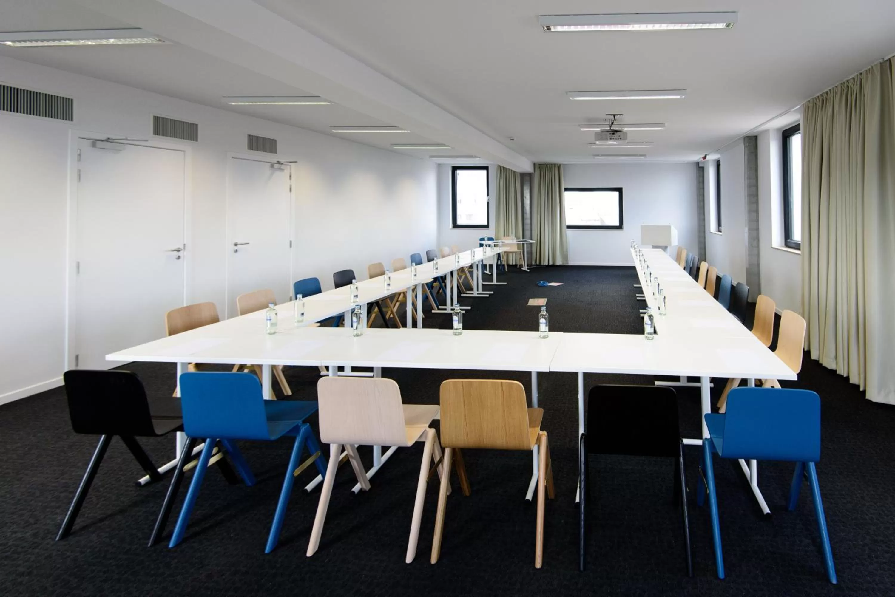 Meeting/conference room in Hôtel Belvue