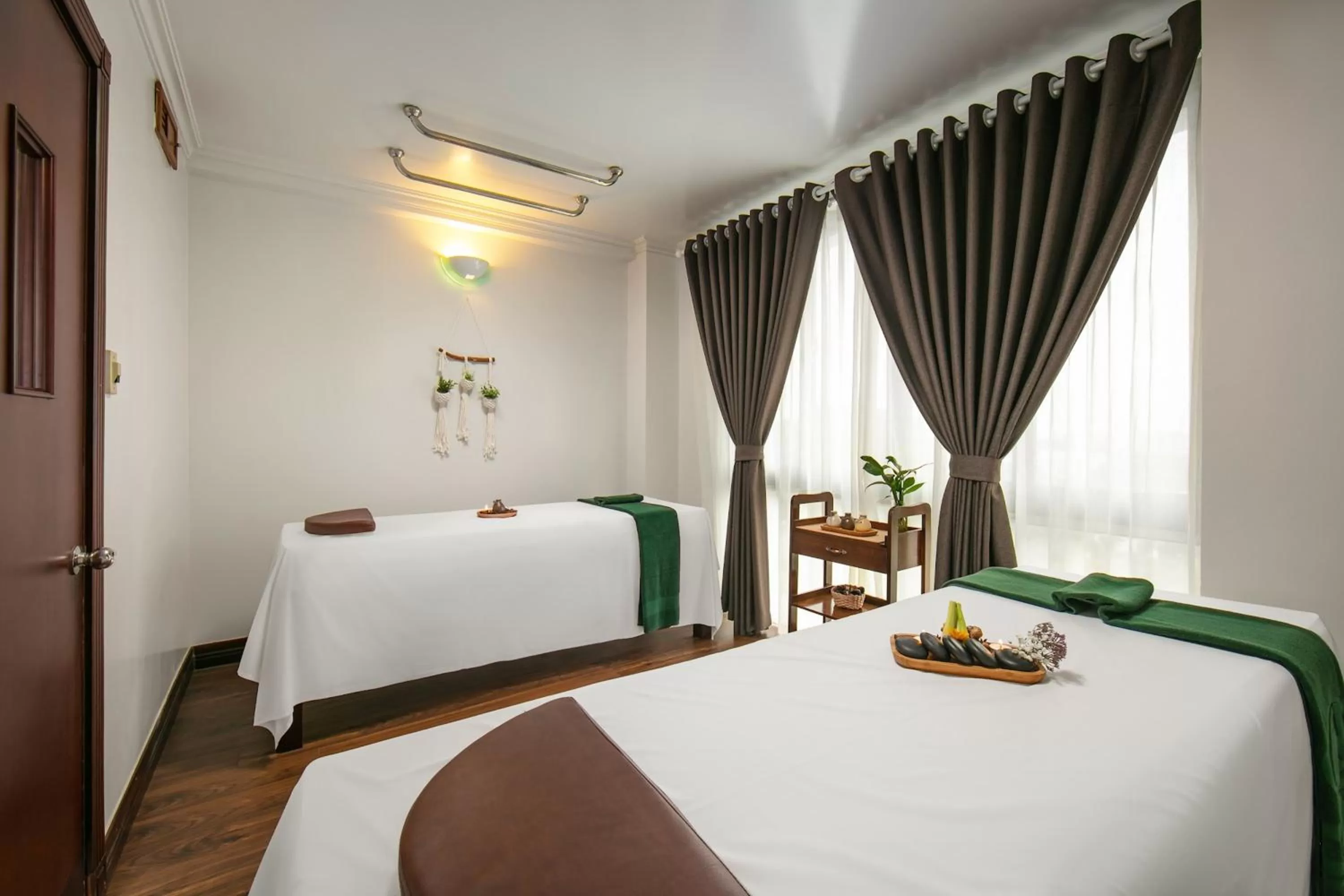 Spa and wellness centre/facilities, Bed in The Tray Hotel Hai Phong
