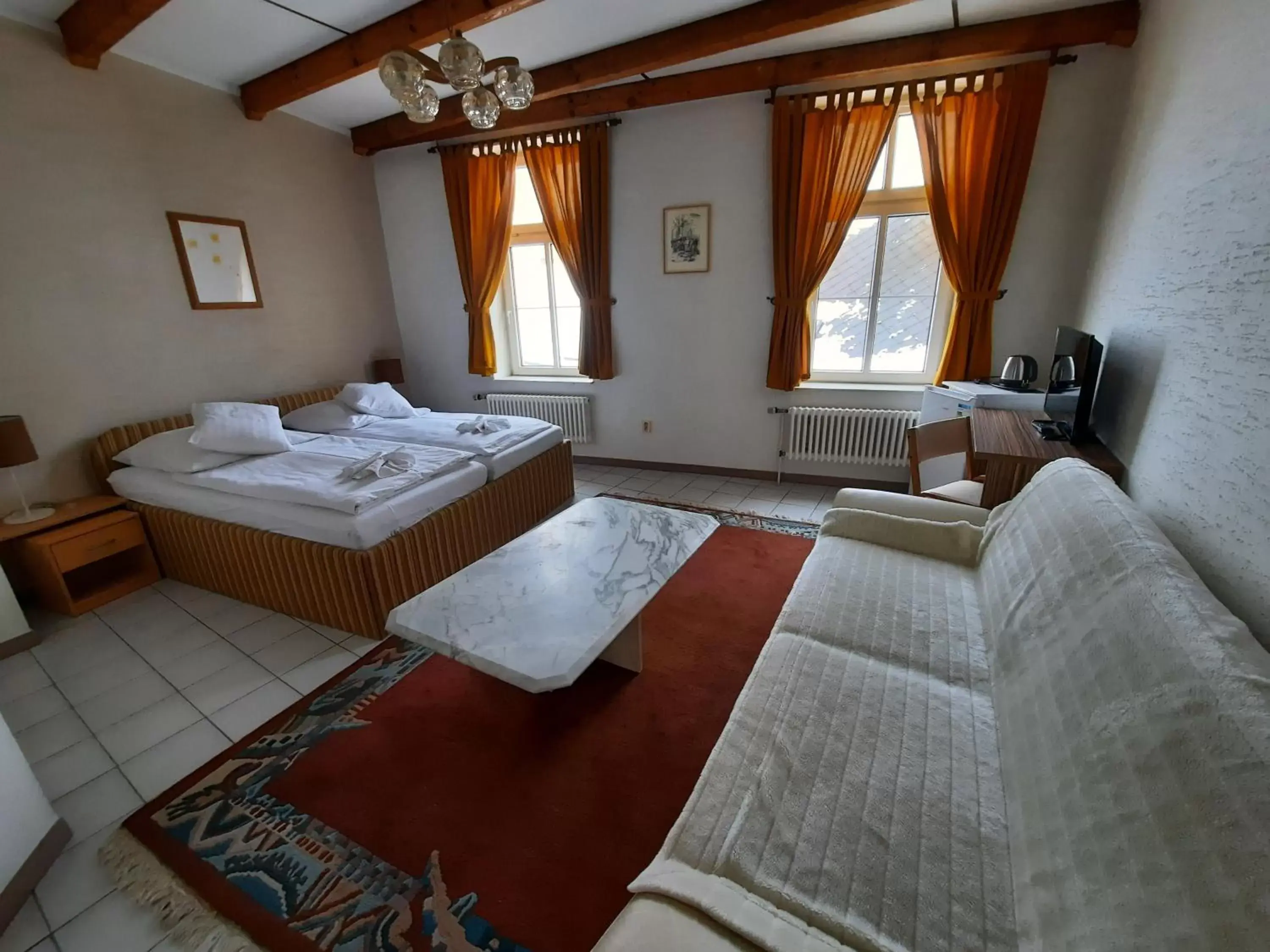 Superior Double Room in Hotel Koruna Superior Double Room in Hotel Koruna