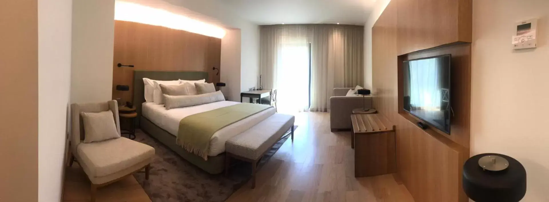 Bed in NEYA Porto Hotel