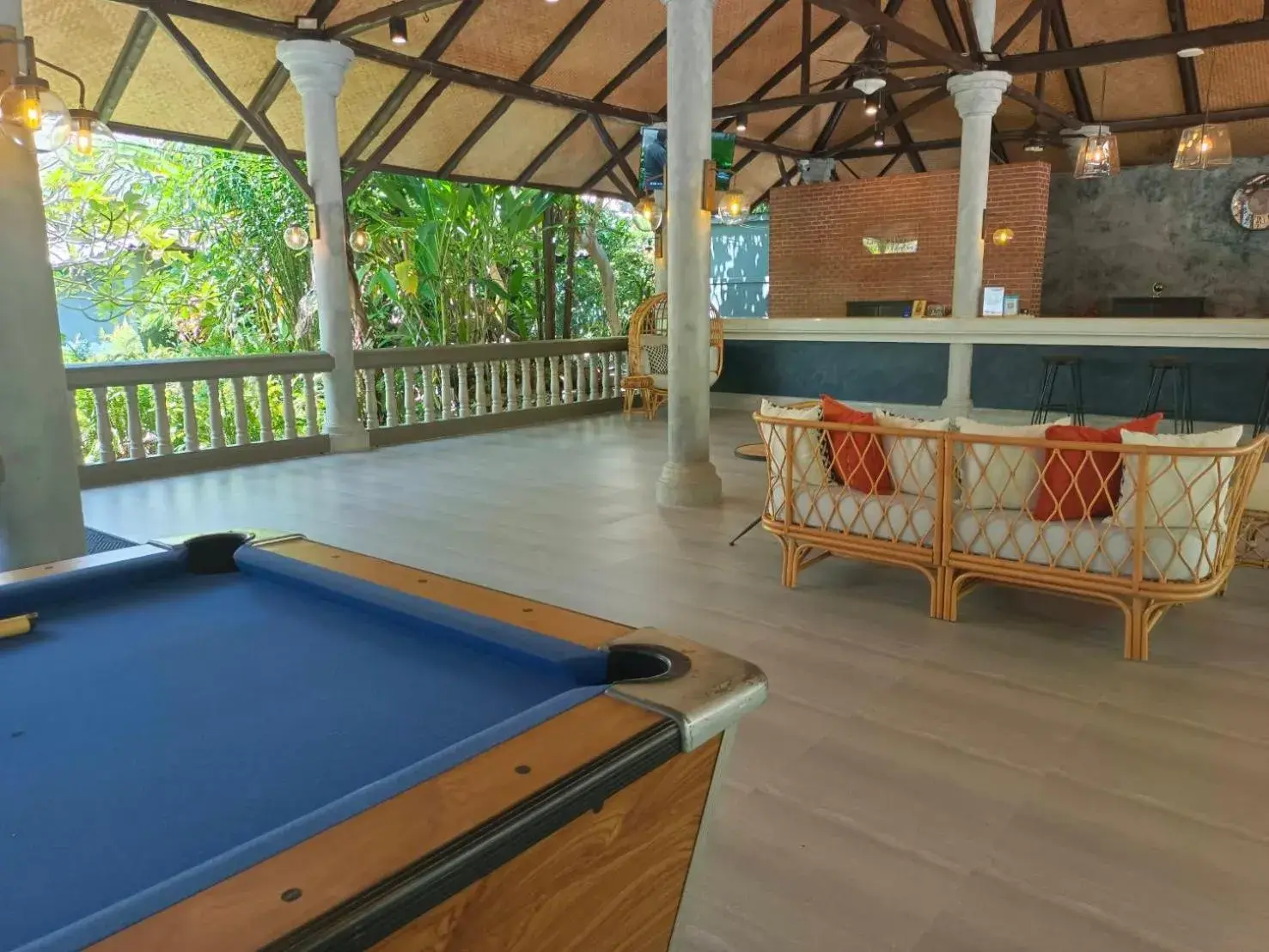 Lobby or reception, Billiards in Let's Hyde Pattaya Resort & Villas - Pool Cabanas