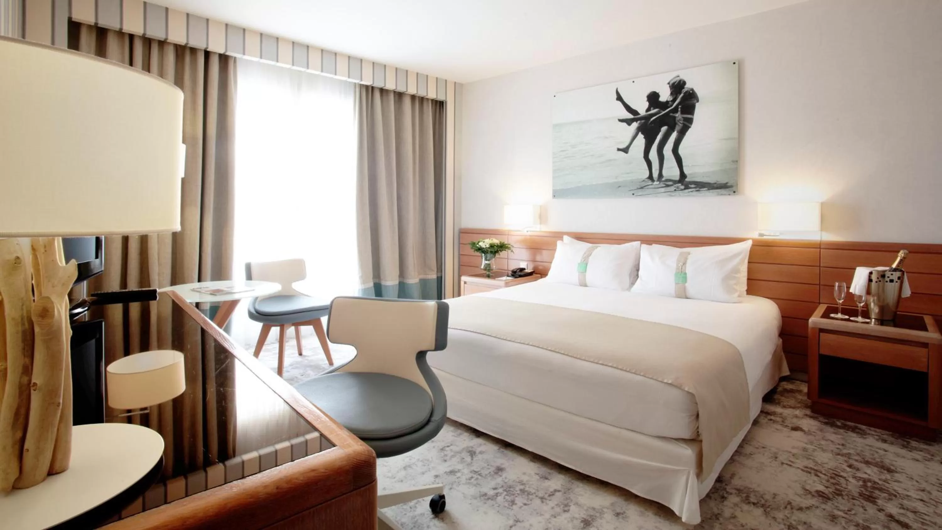 Photo of the whole room, Bed in Holiday Inn Nice - Port St Laurent by IHG