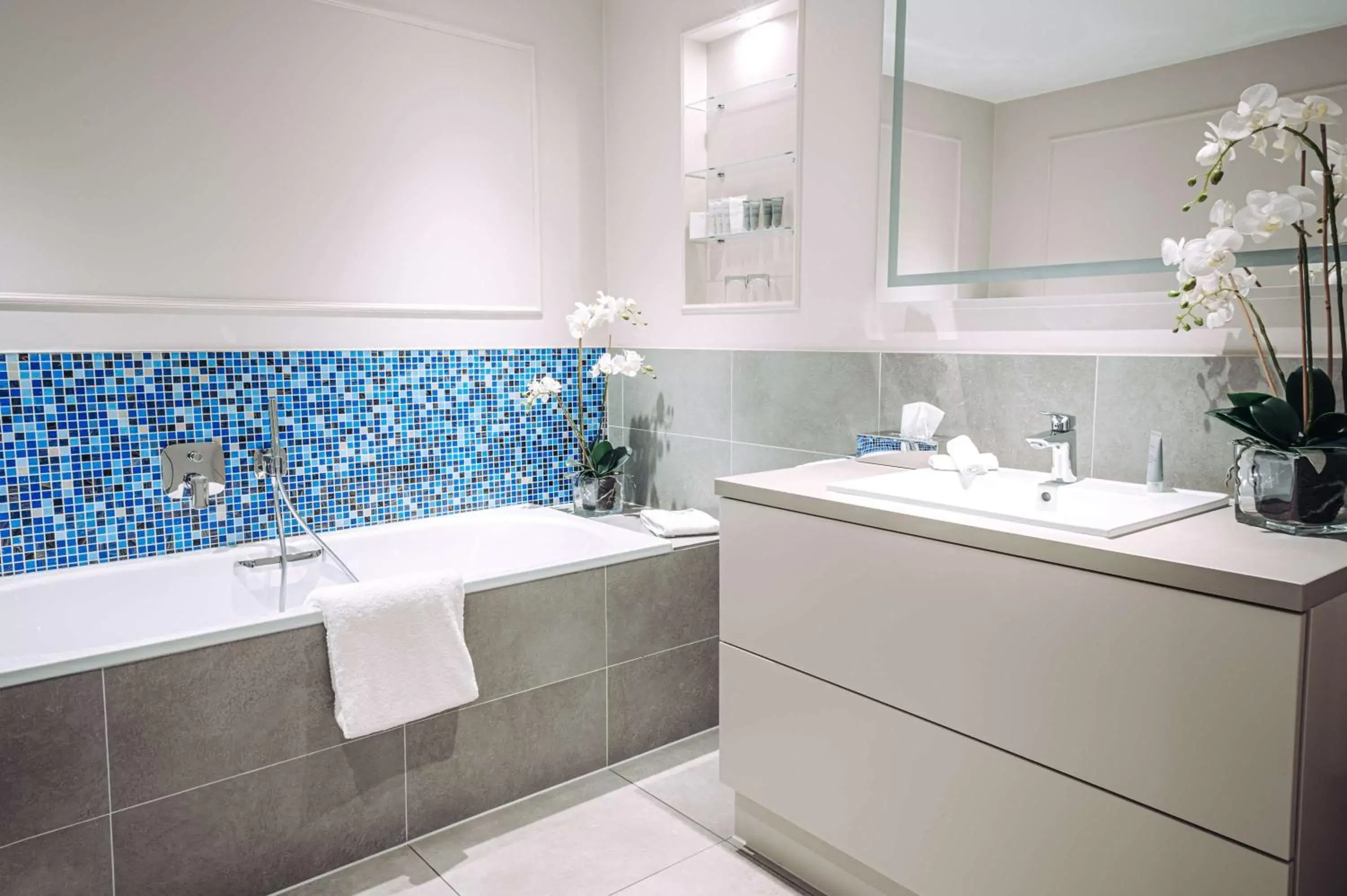 Bathroom in The Wellem, in The Unbound Collection by Hyatt