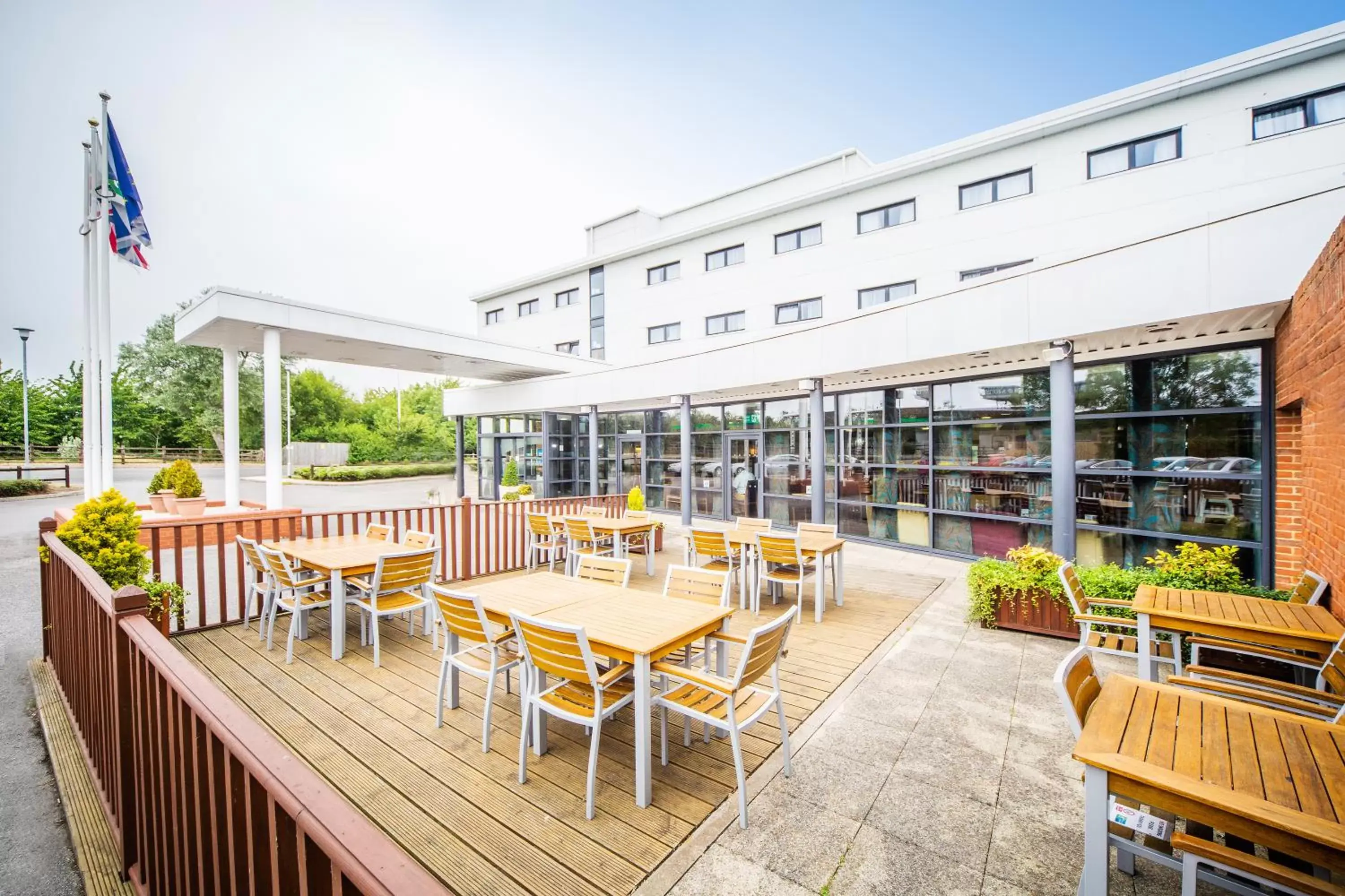 Balcony/Terrace, Restaurant/Places to Eat in Holiday Inn Express Folkestone Channel Tunnel, an IHG Hotel