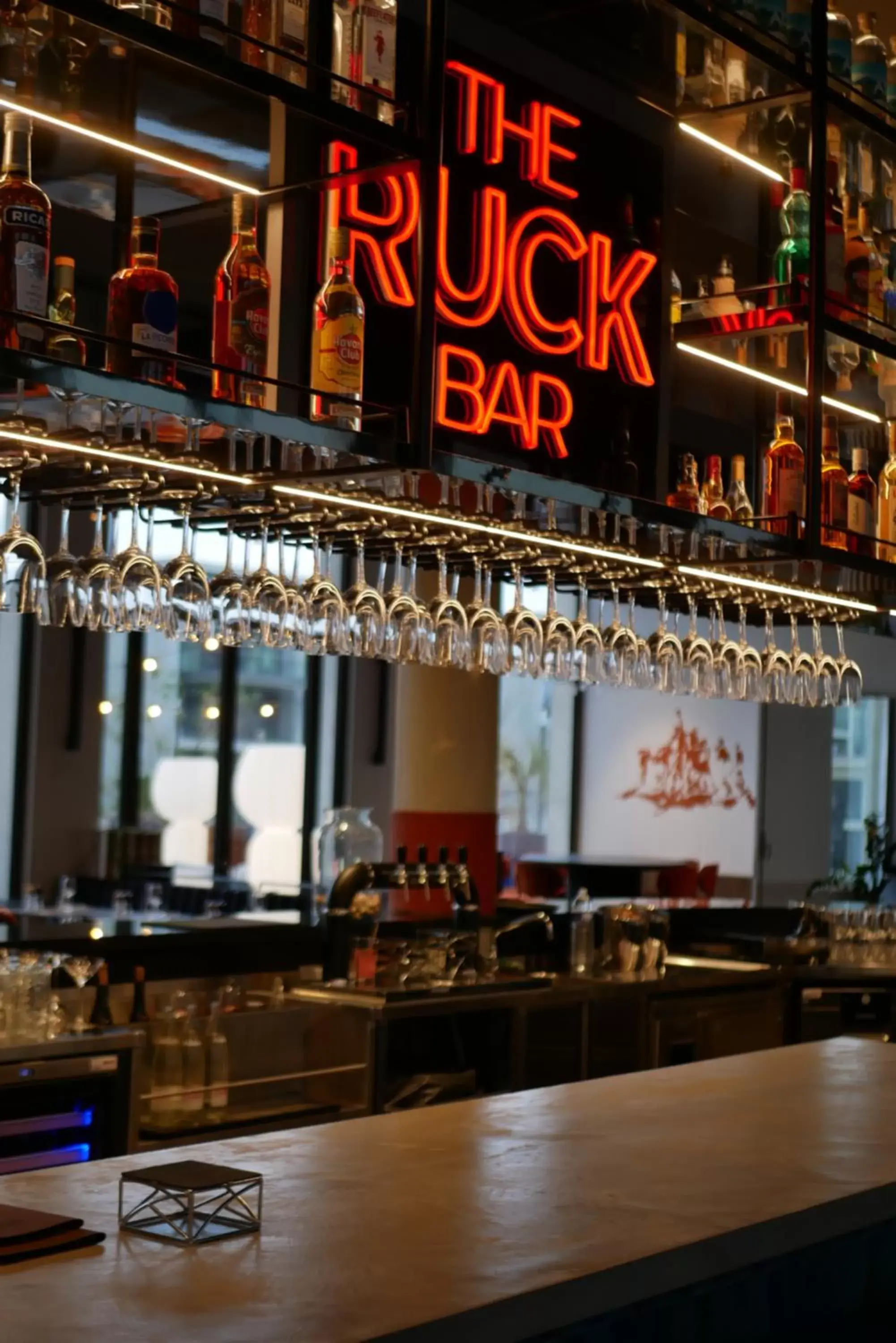 Restaurant/places to eat in The Ruck Hotel