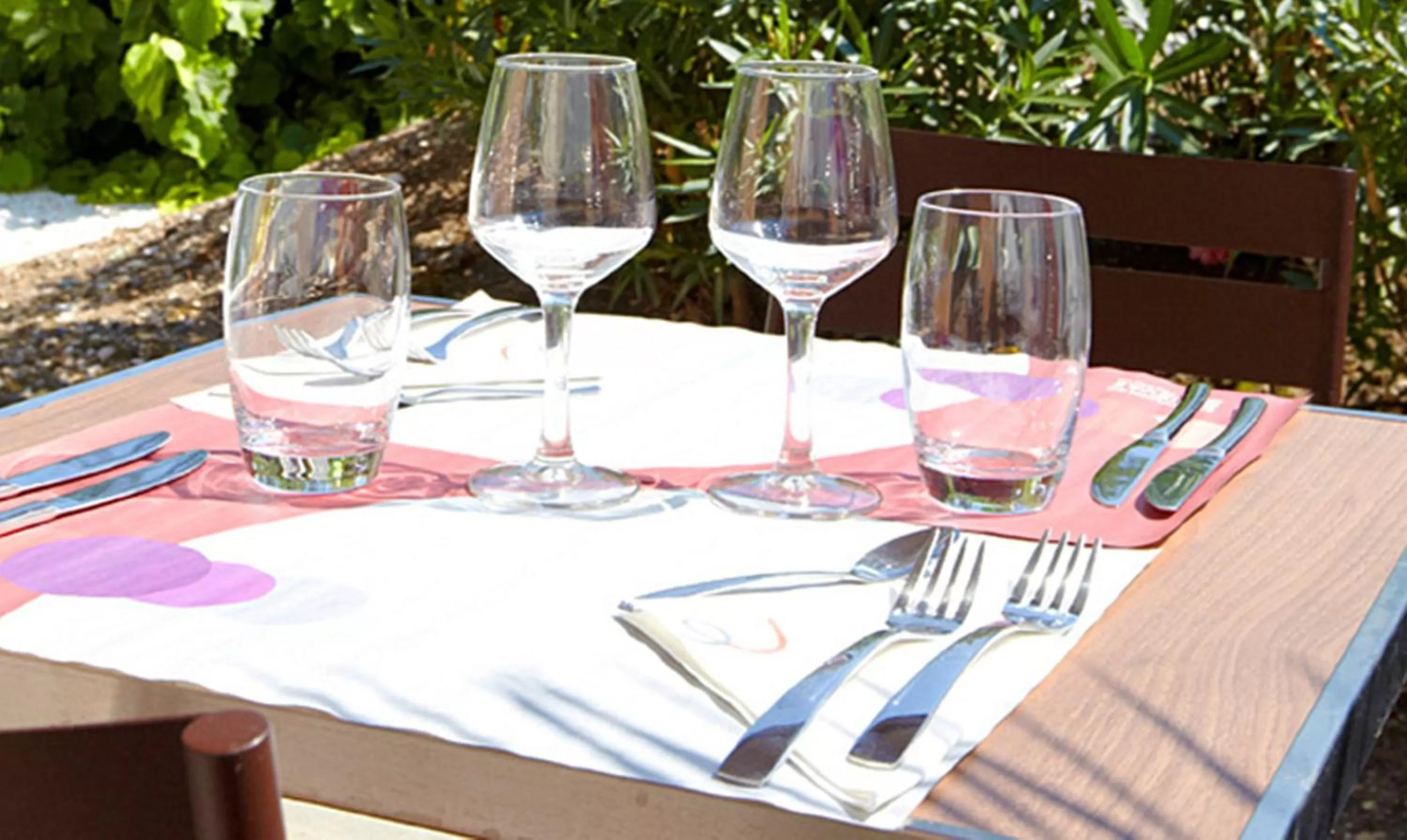 Restaurant/places to eat in Kyriad Direct Marseille Ouest - Martigues