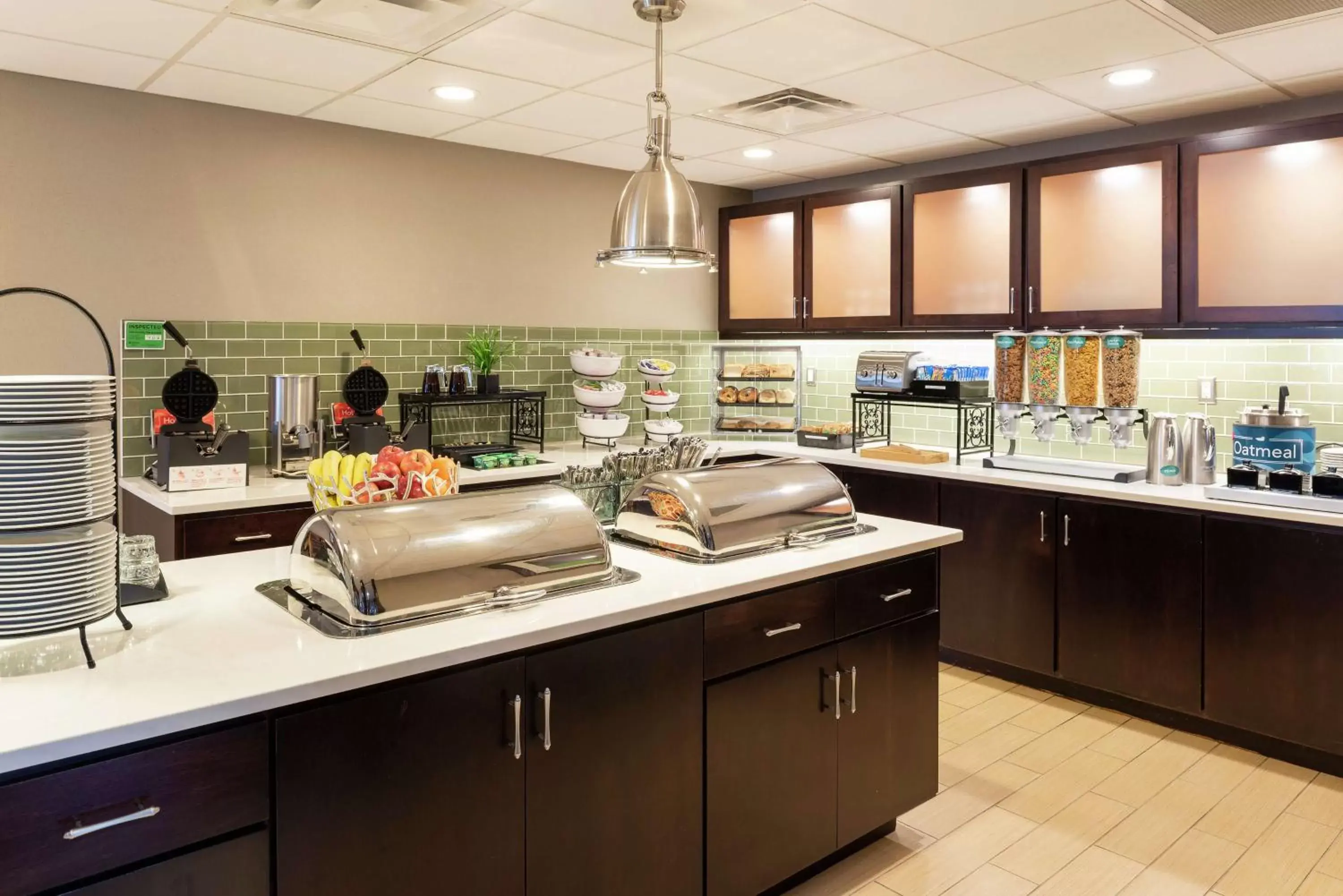 Dining area, Kitchen/Kitchenette in Homewood Suites by Hilton Columbus/Polaris