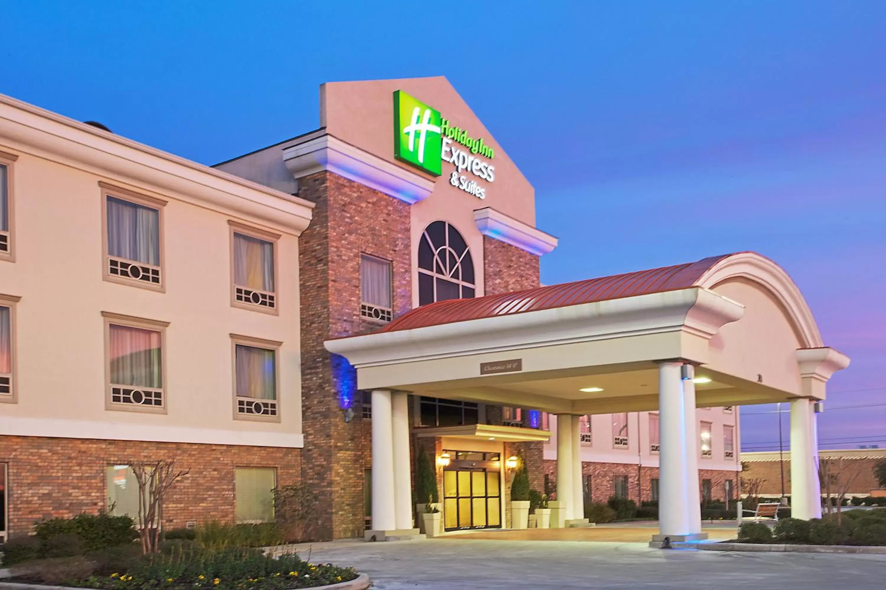 Property building in Holiday Inn Express Hotel and Suites Conroe, an IHG Hotel
