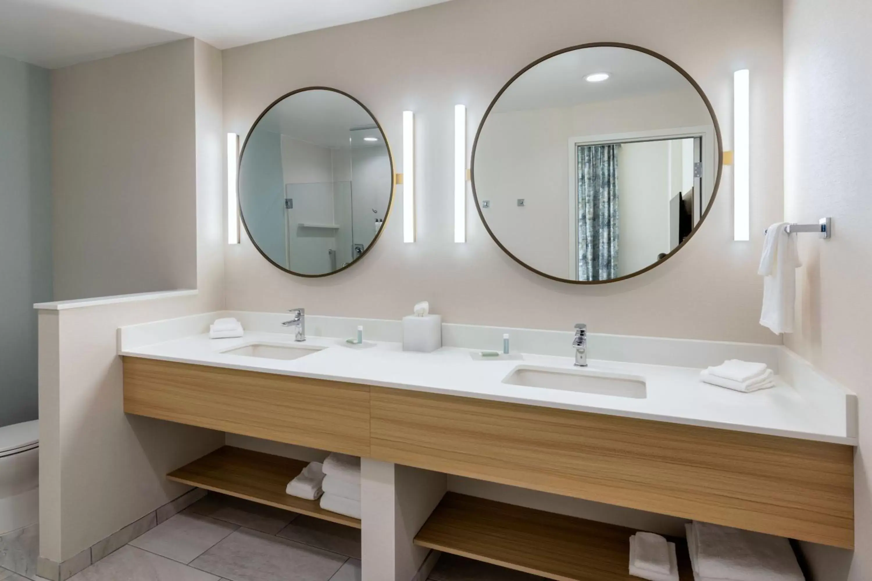 Photo of the whole room, Bathroom in Fairfield by Marriott Inn & Suites Pensacola Beach