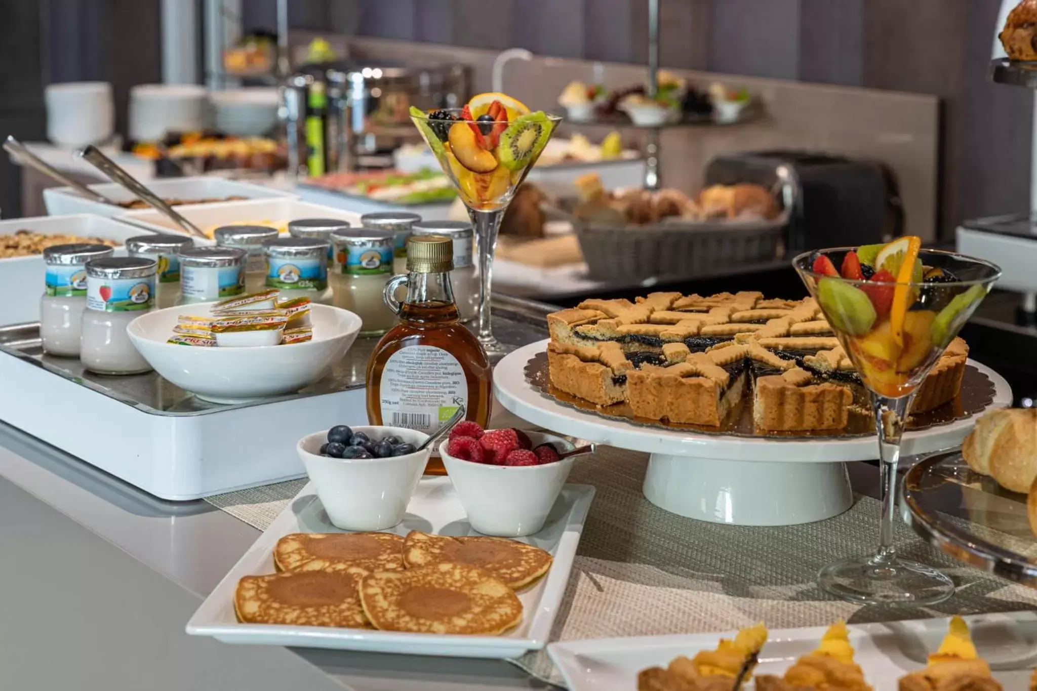 Buffet breakfast in Palazzo Dipinto Buffet breakfast in Palazzo Dipinto