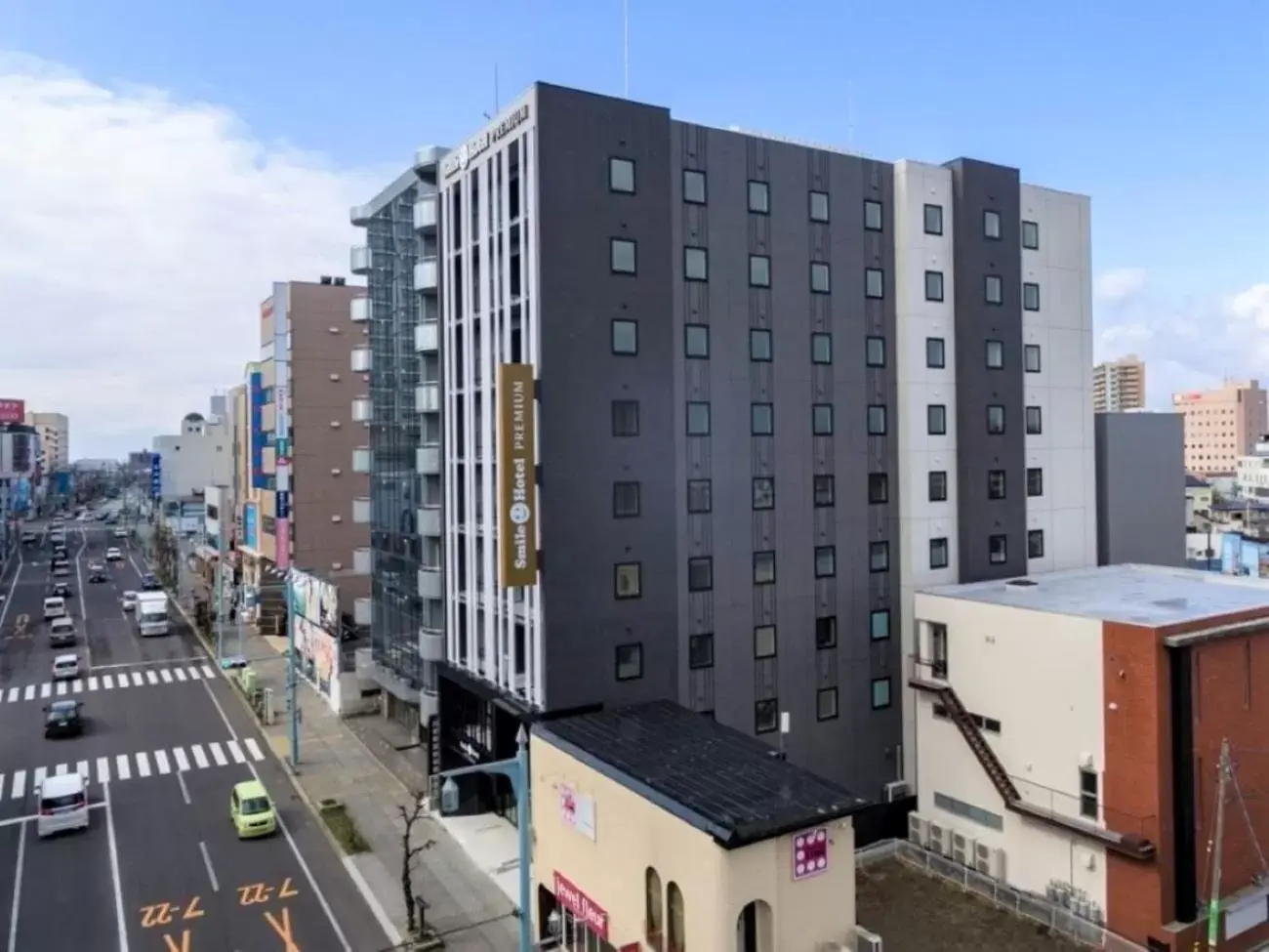 Property building in Smile Hotel Premium Hakodate Goryokaku