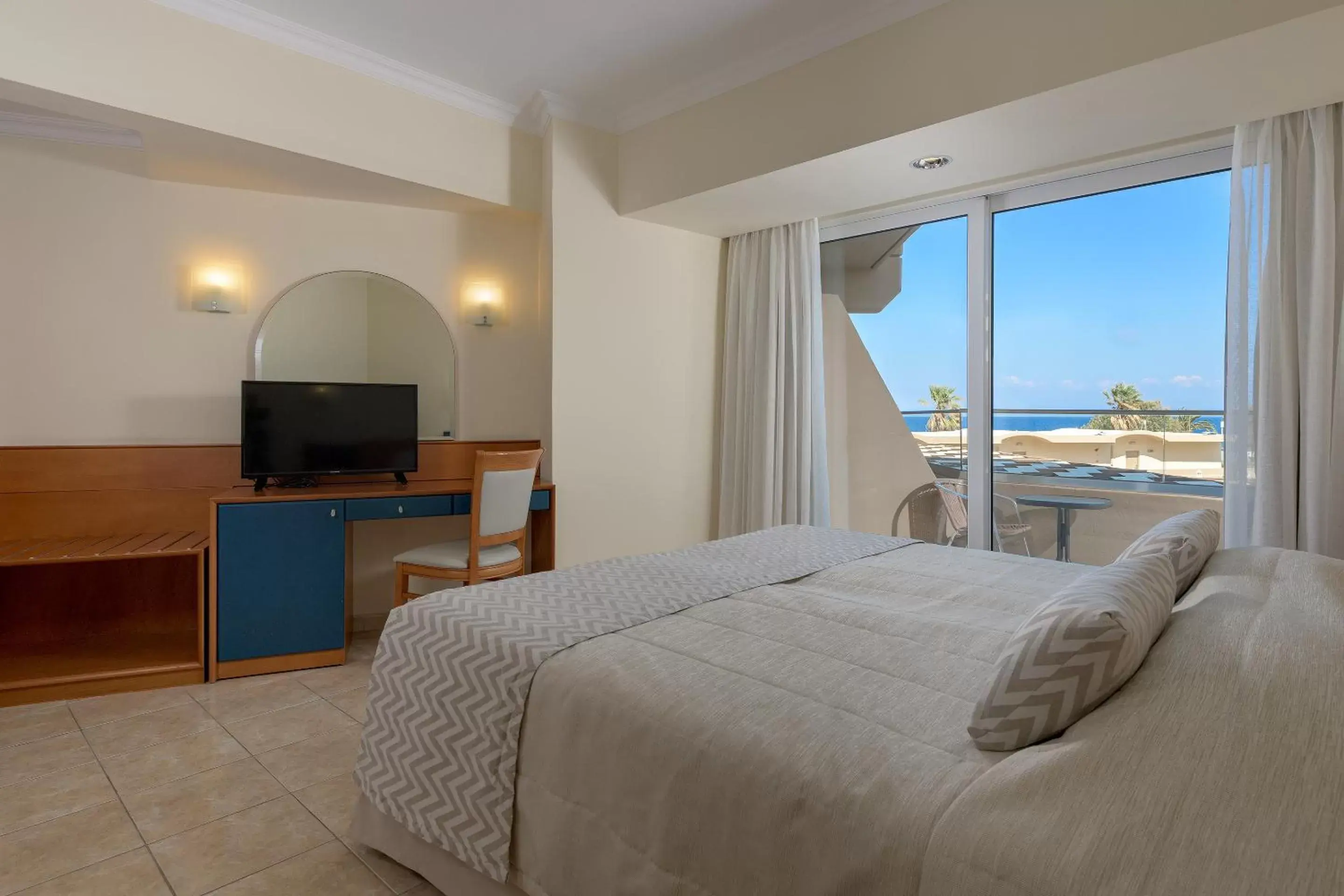 Studio with Sea View (3 Adults) in Sun Beach Resort