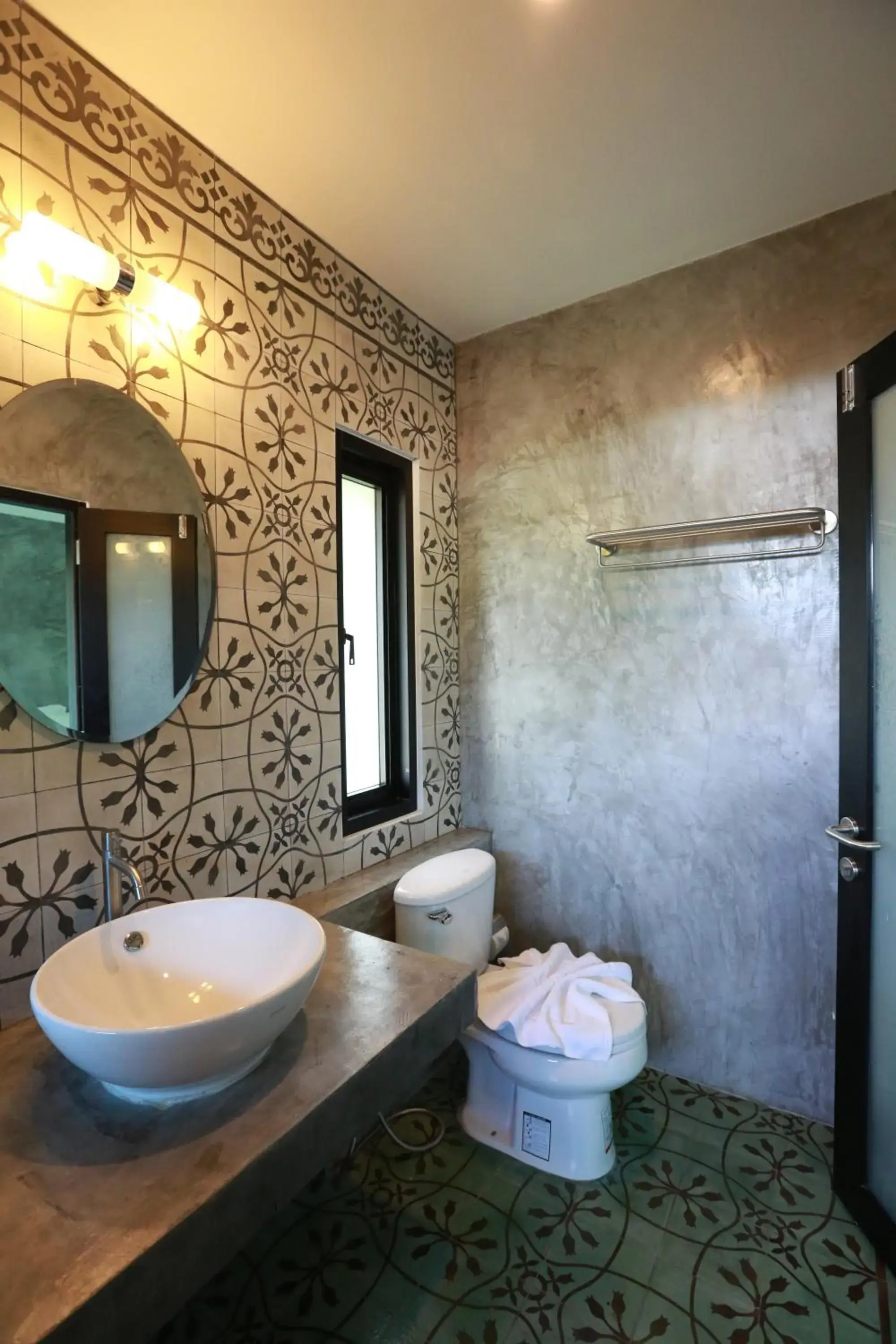 Bathroom in Mook Lamai Resort and Spa