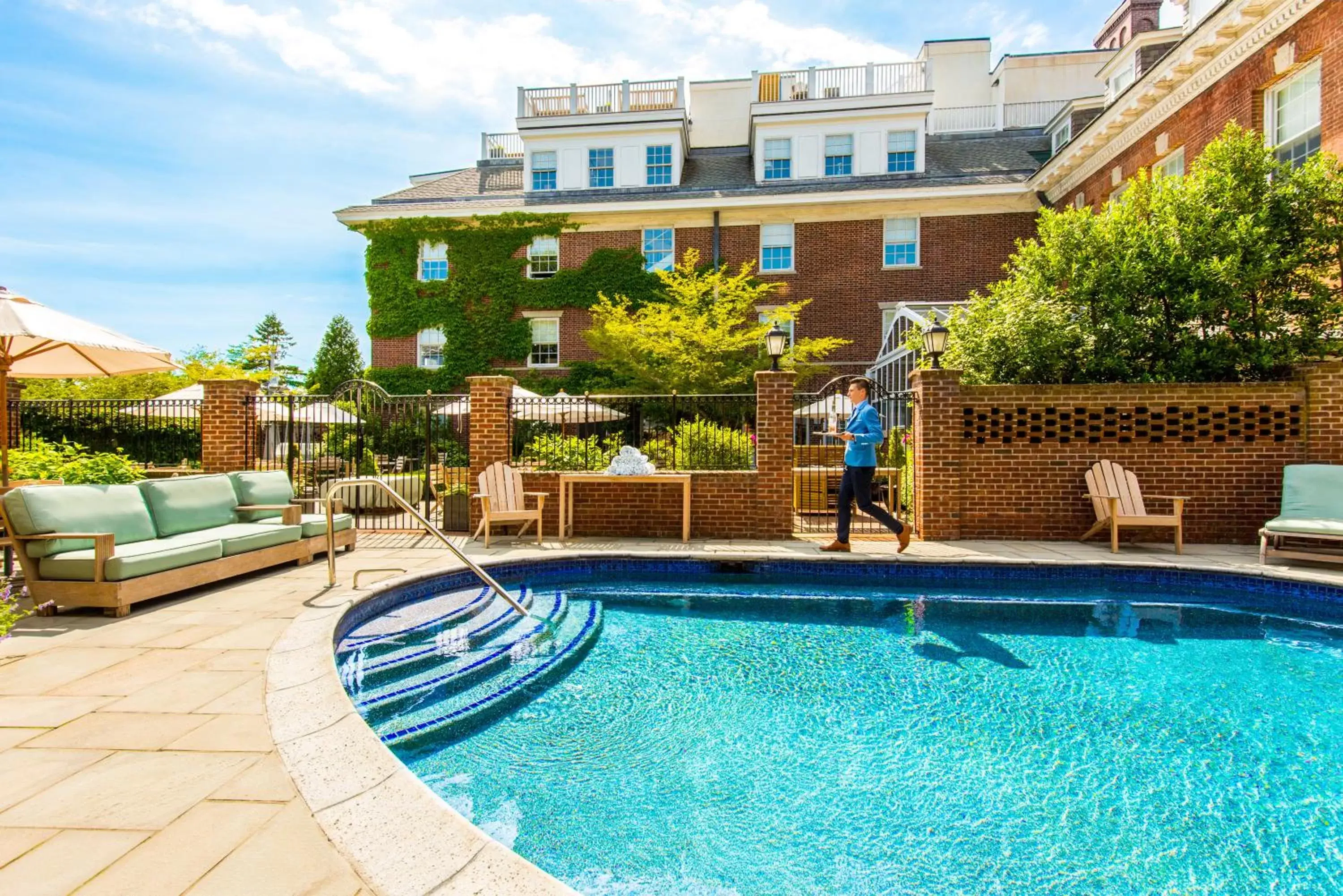 Property Building in The Vanderbilt, Auberge Resorts Collection