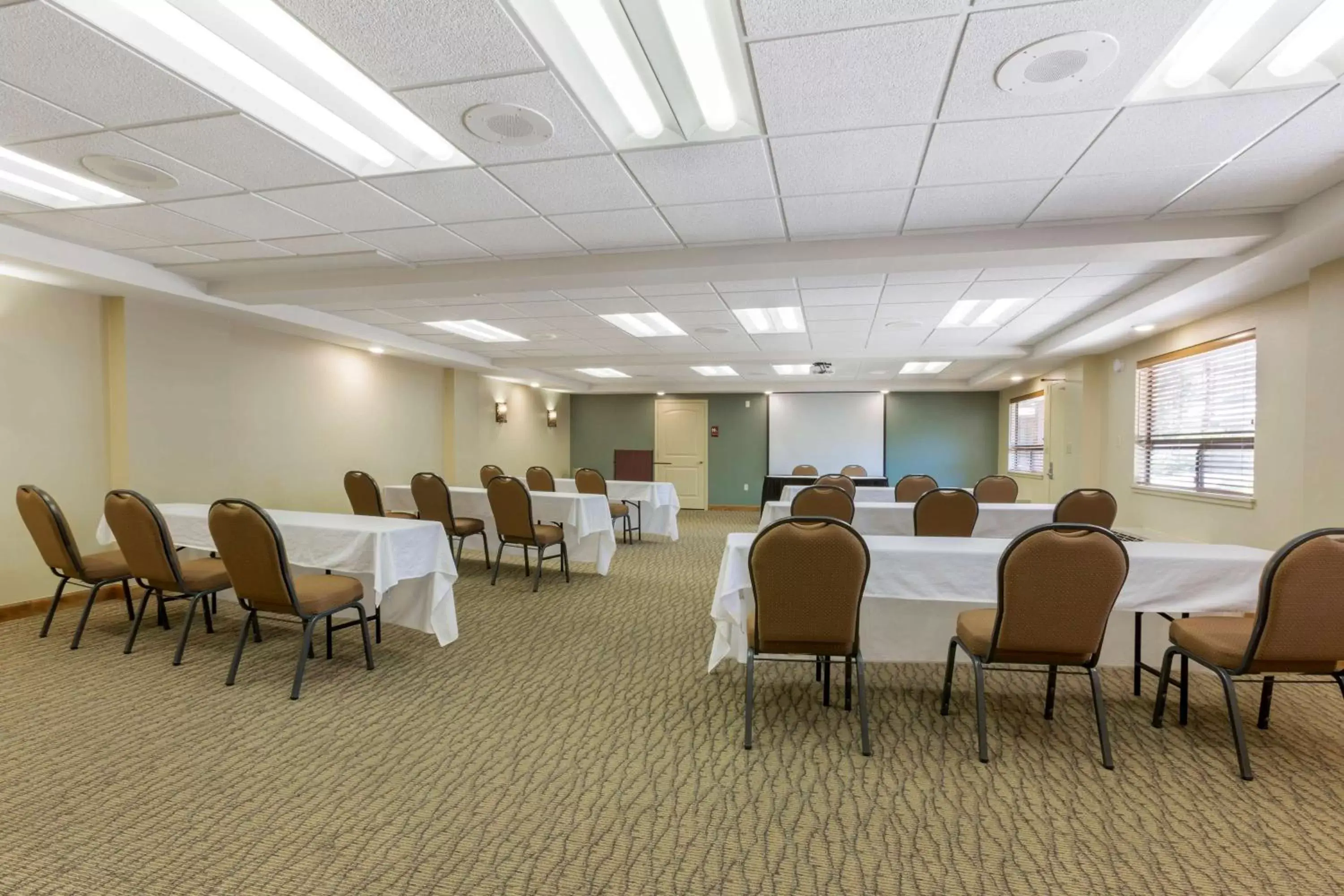 Meeting/conference room in Best Western Plus Clocktower Inn