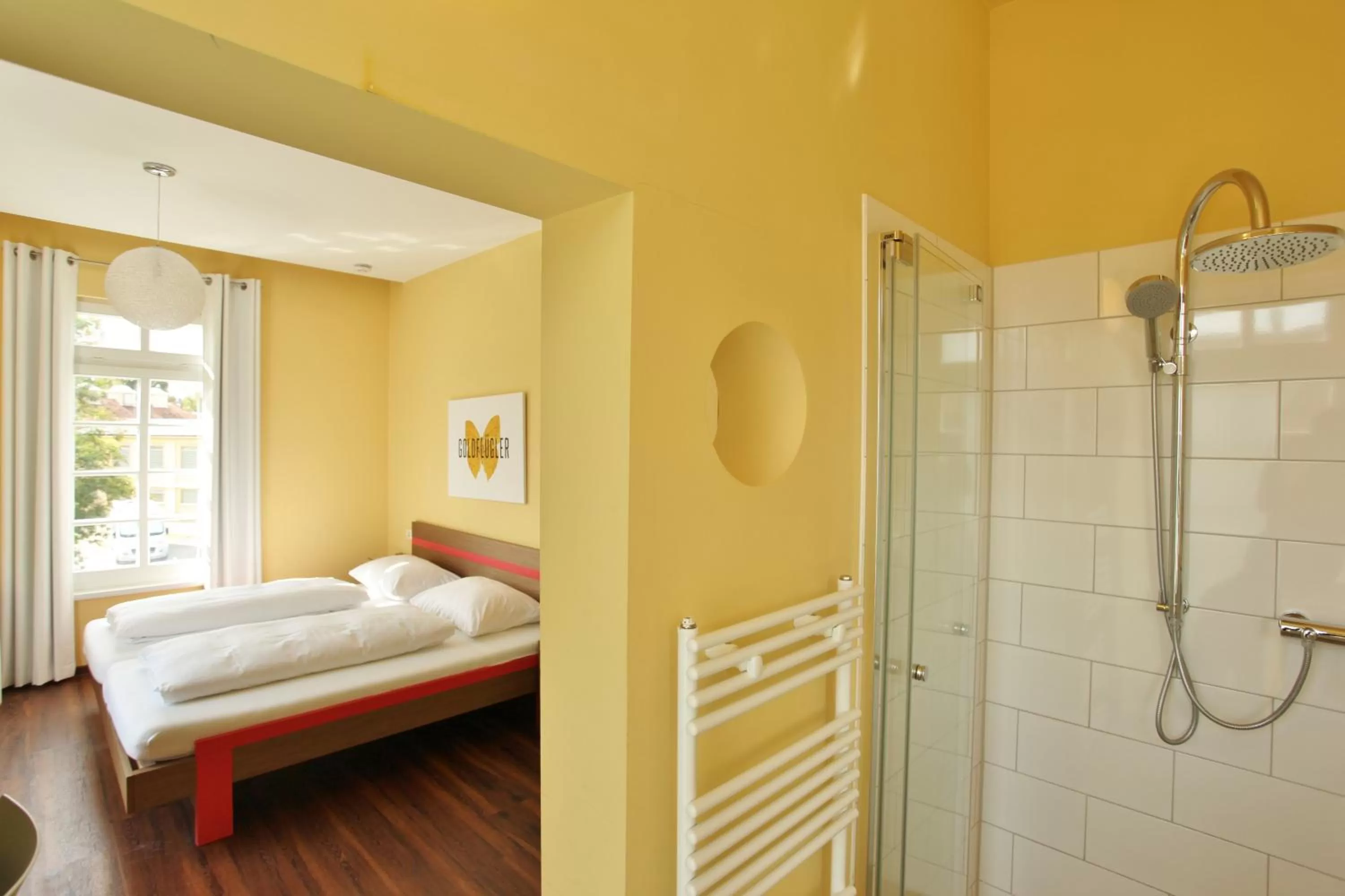 Bathroom, Bed in Achtender