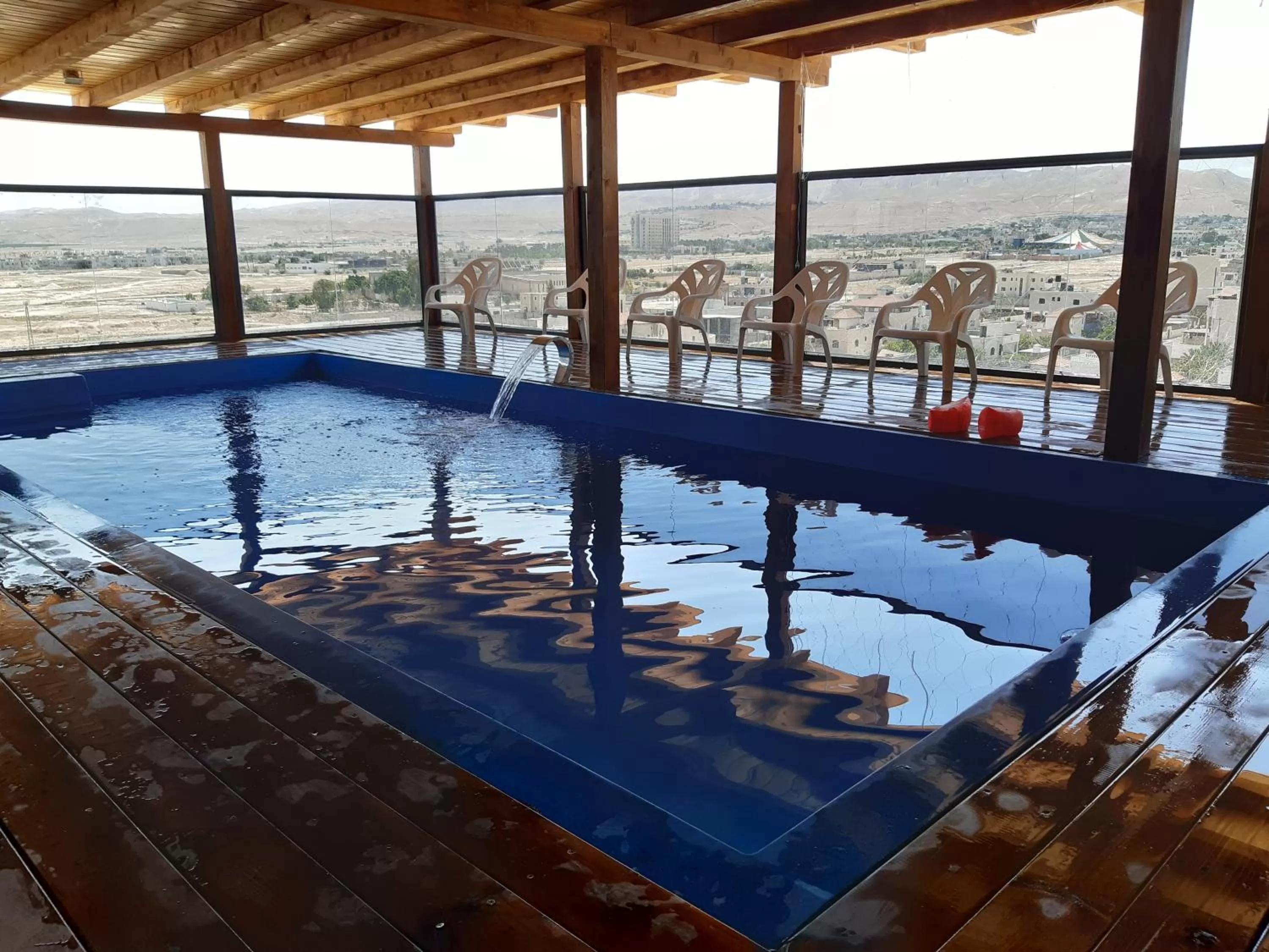 Swimming pool in Dolphin Suites Hotel