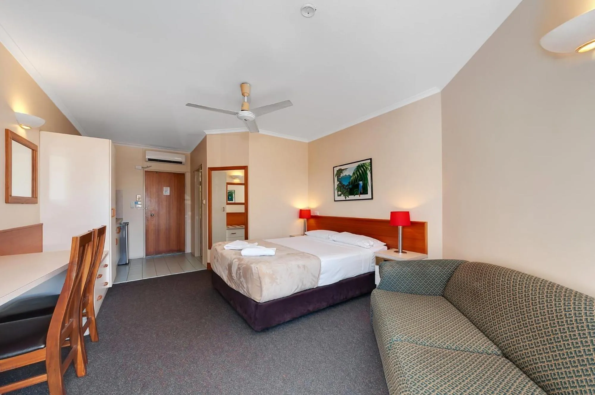 Photo of the whole room, Bed in Tropical Queenslander