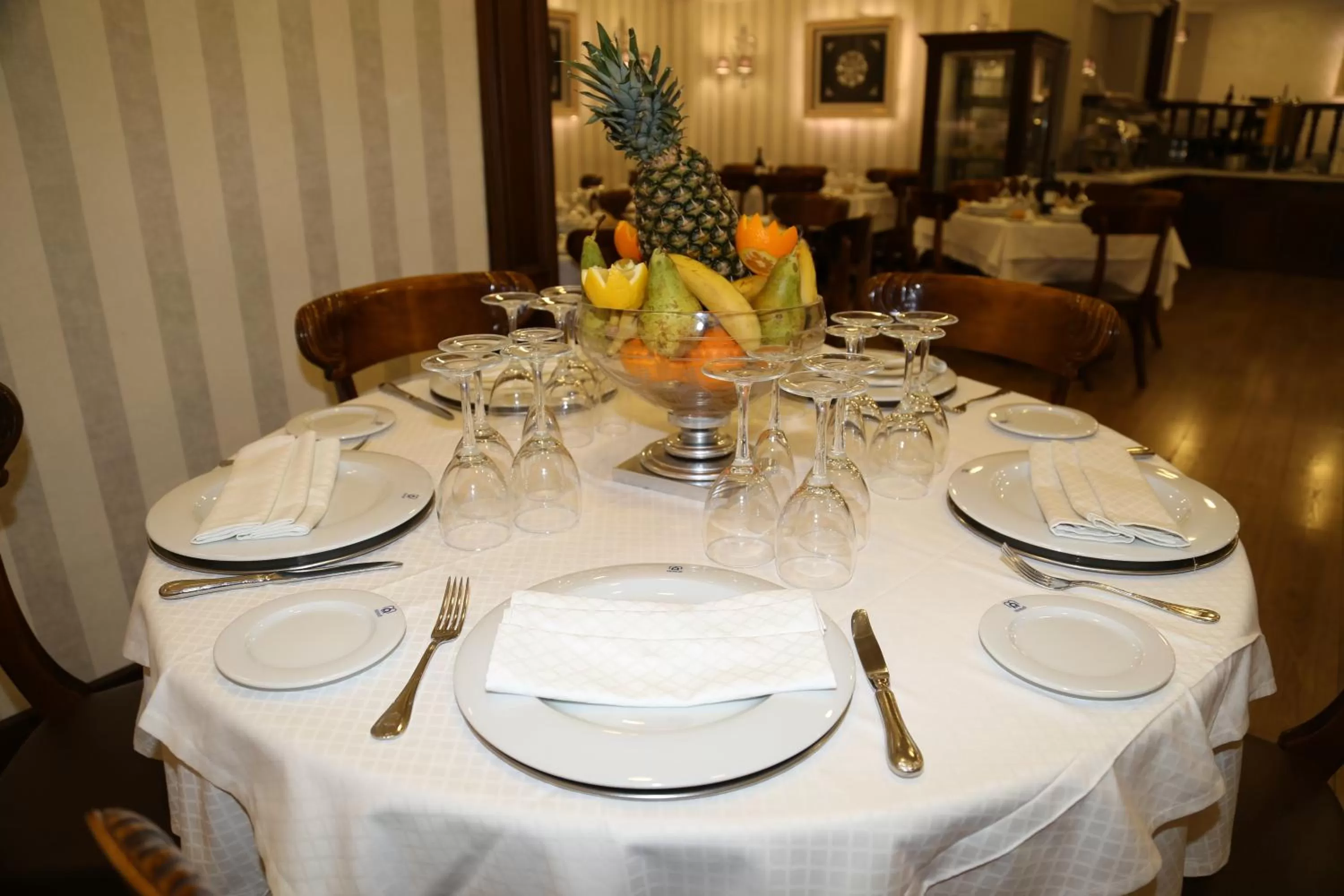 Restaurant/places to eat in Princesa Ana