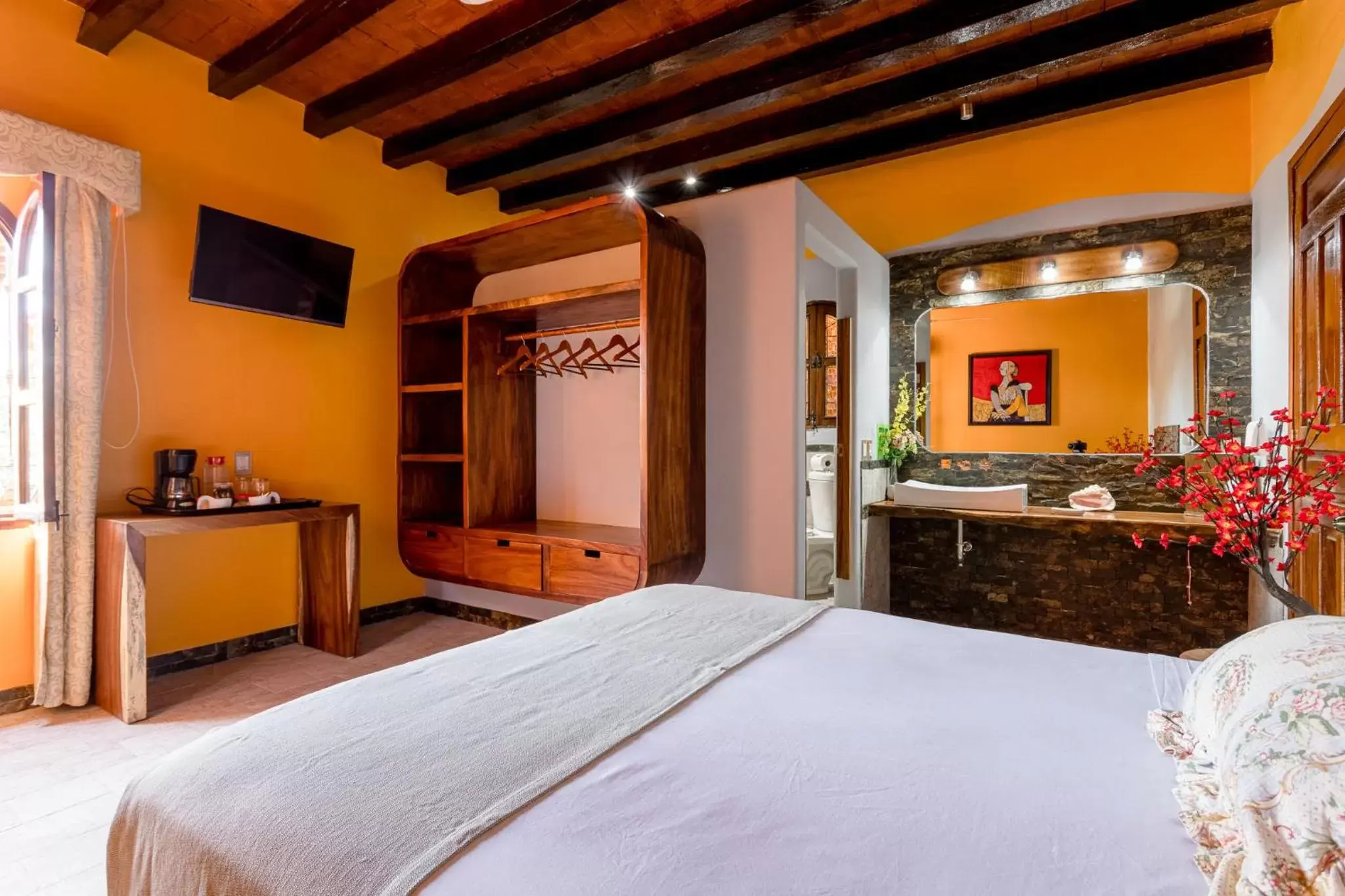 Bed in Suites La Hacienda