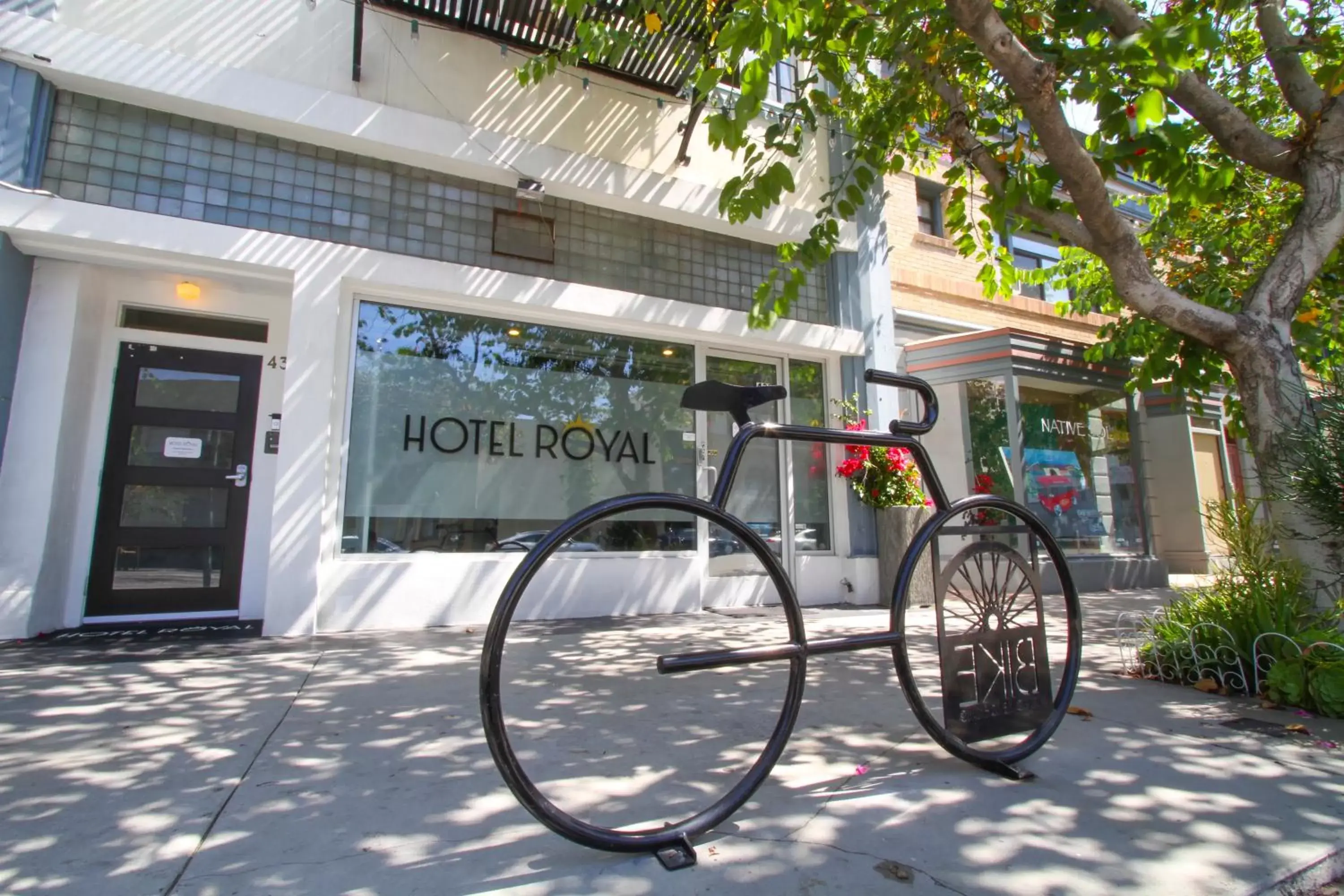 Facade/entrance in Hotel Royal