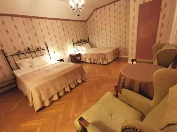 Bed in Ulfshyttans Herrgård, nära Romme Alpin