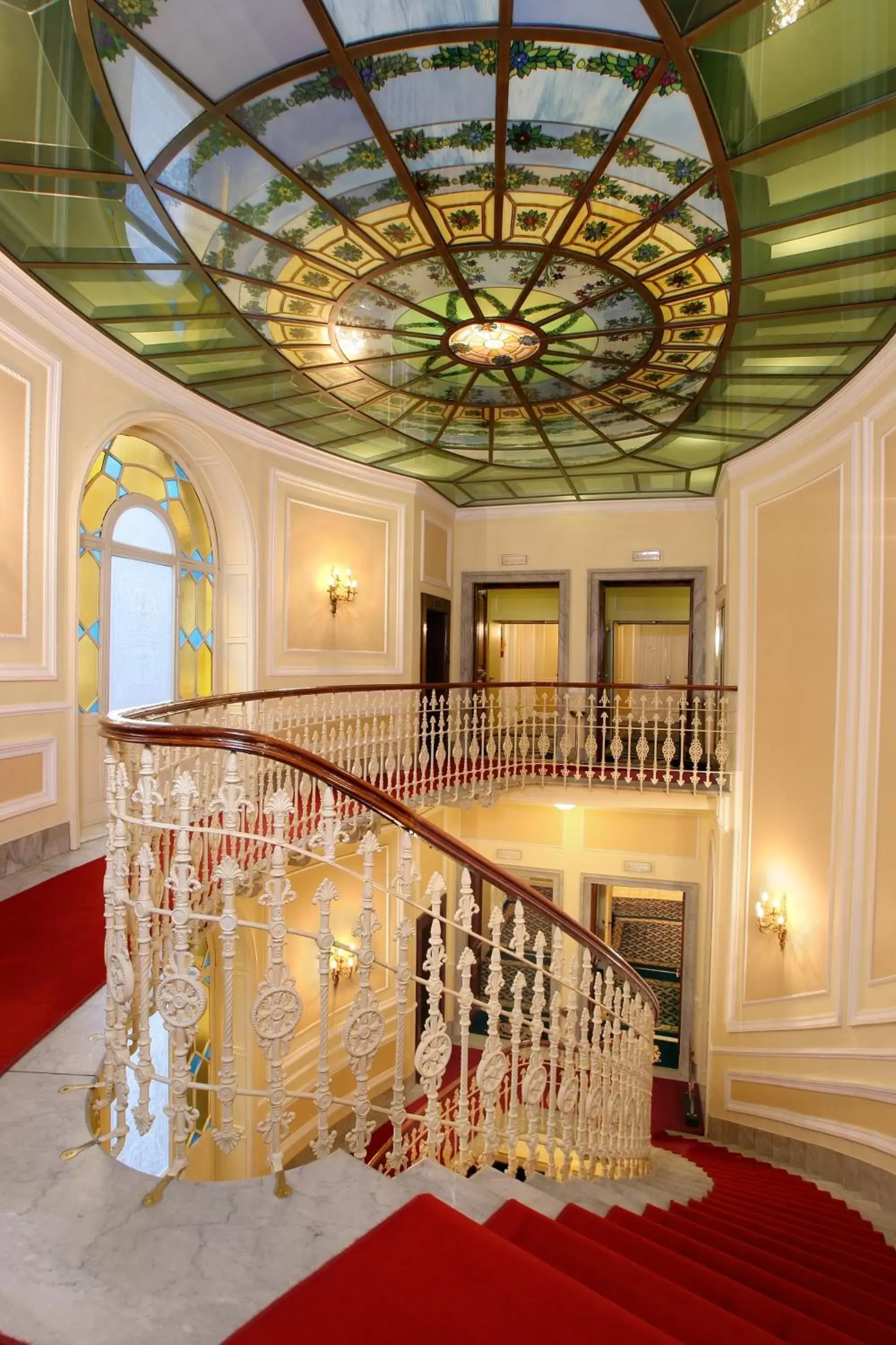 Decorative detail in Hotel Bristol Palace