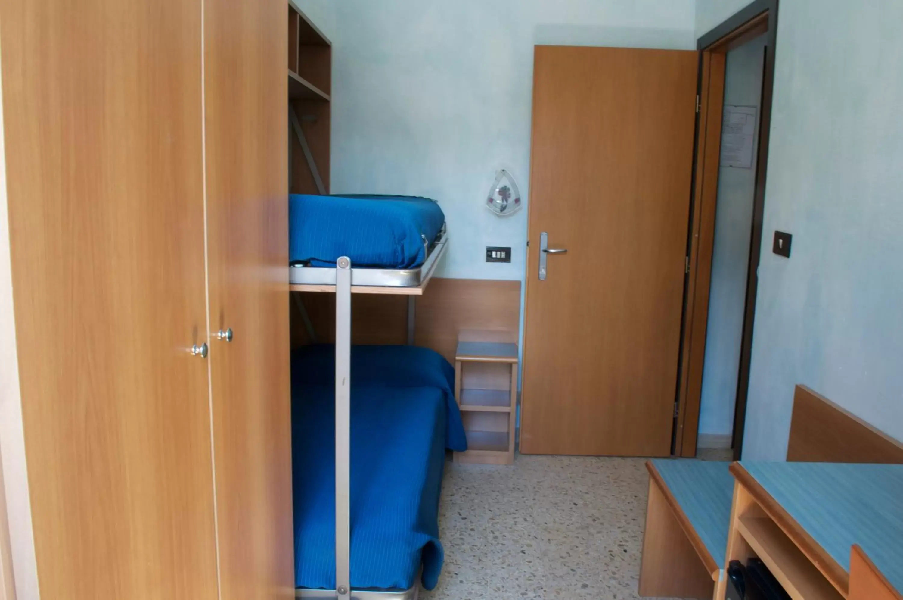 Photo of the whole room, Bunk Bed in Hotel Roma