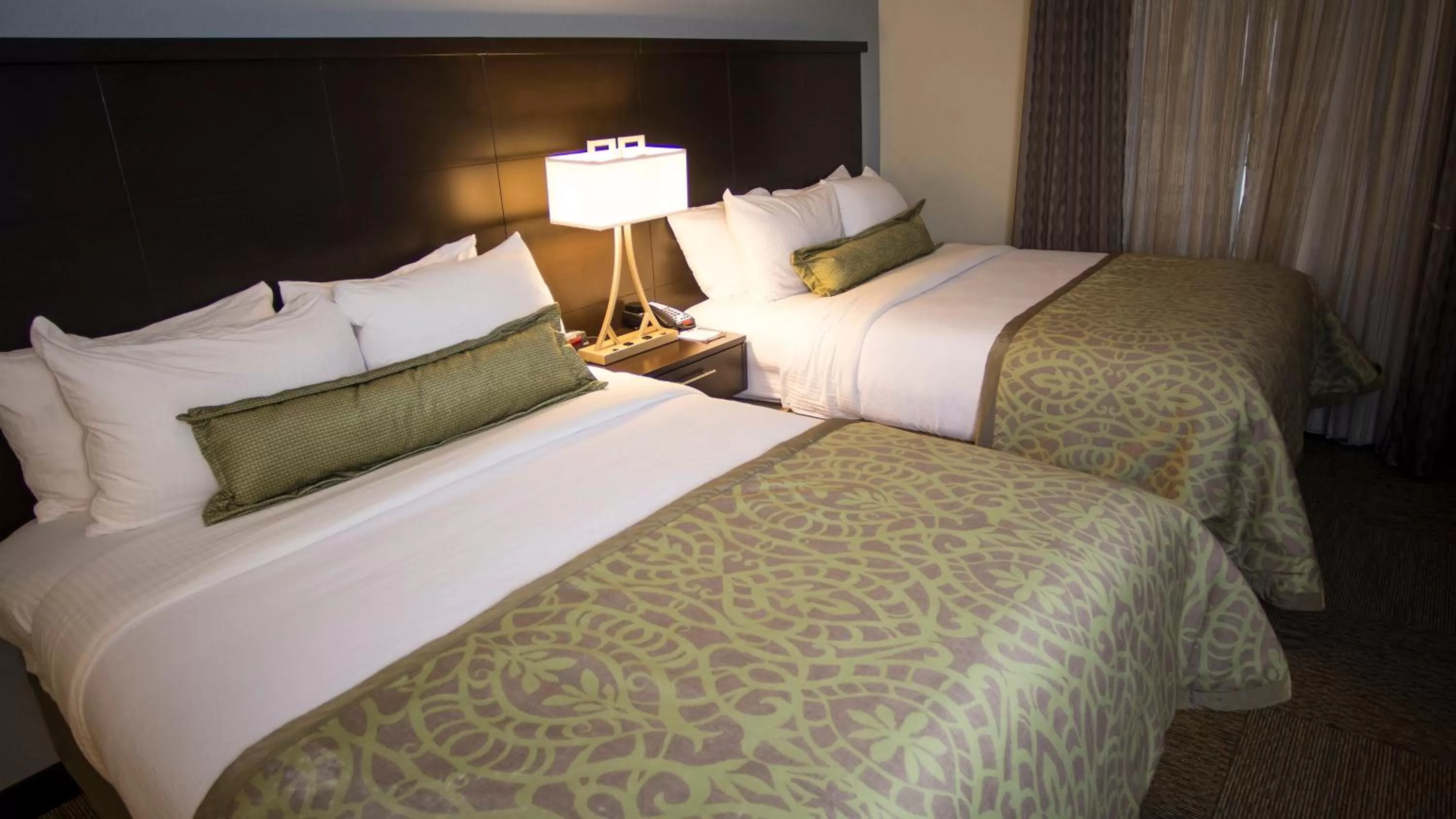 Photo of the whole room, Bed in Staybridge Suites Lexington by IHG