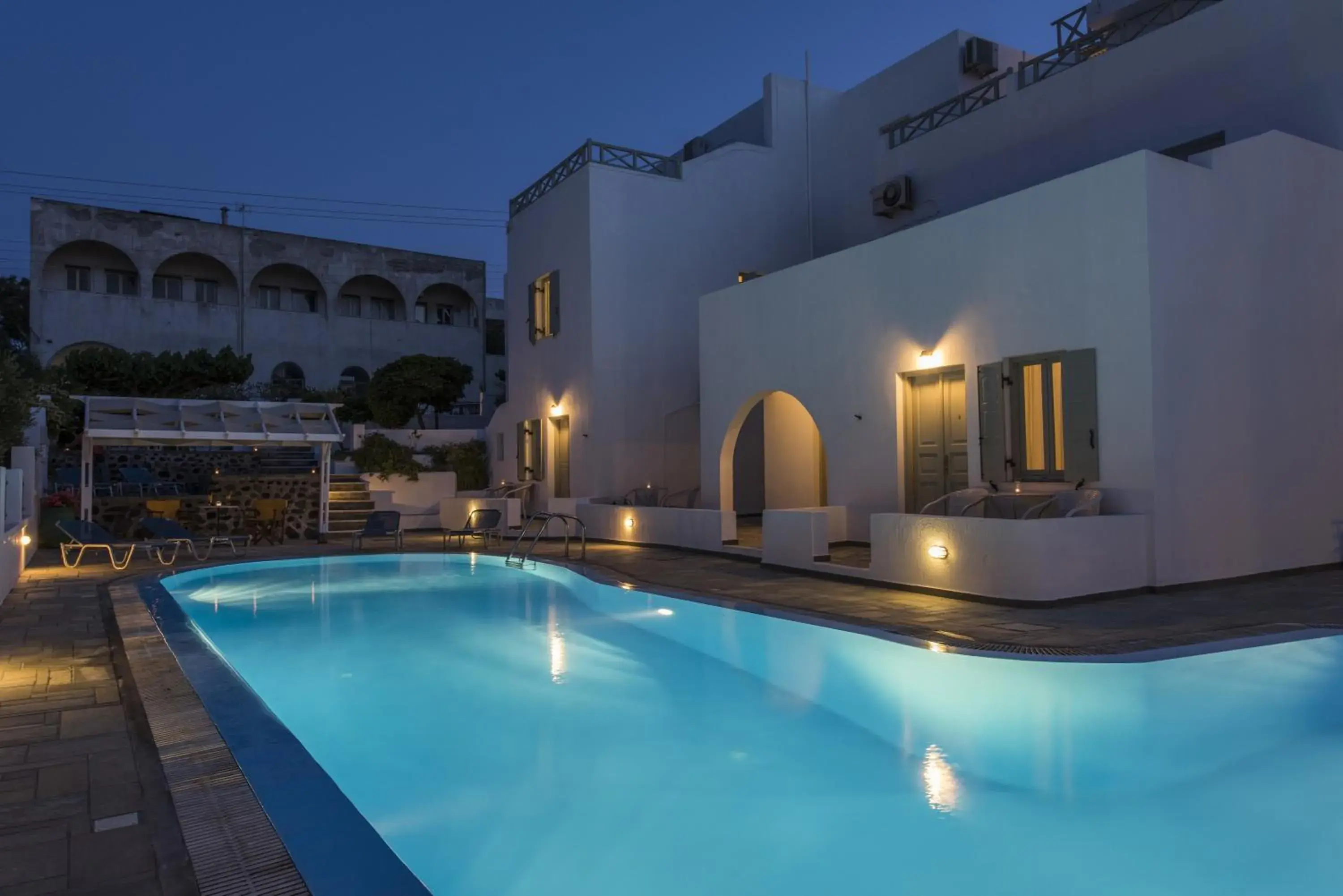 Property Building in Nissos Thira