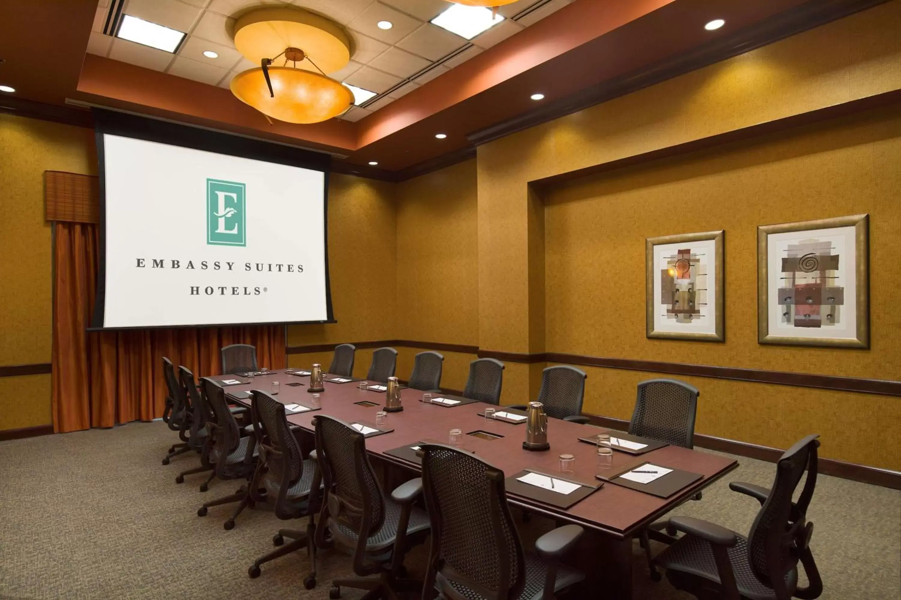 Meeting/conference room in Embassy Suites by Hilton Charlotte Concord Golf Resort & Spa