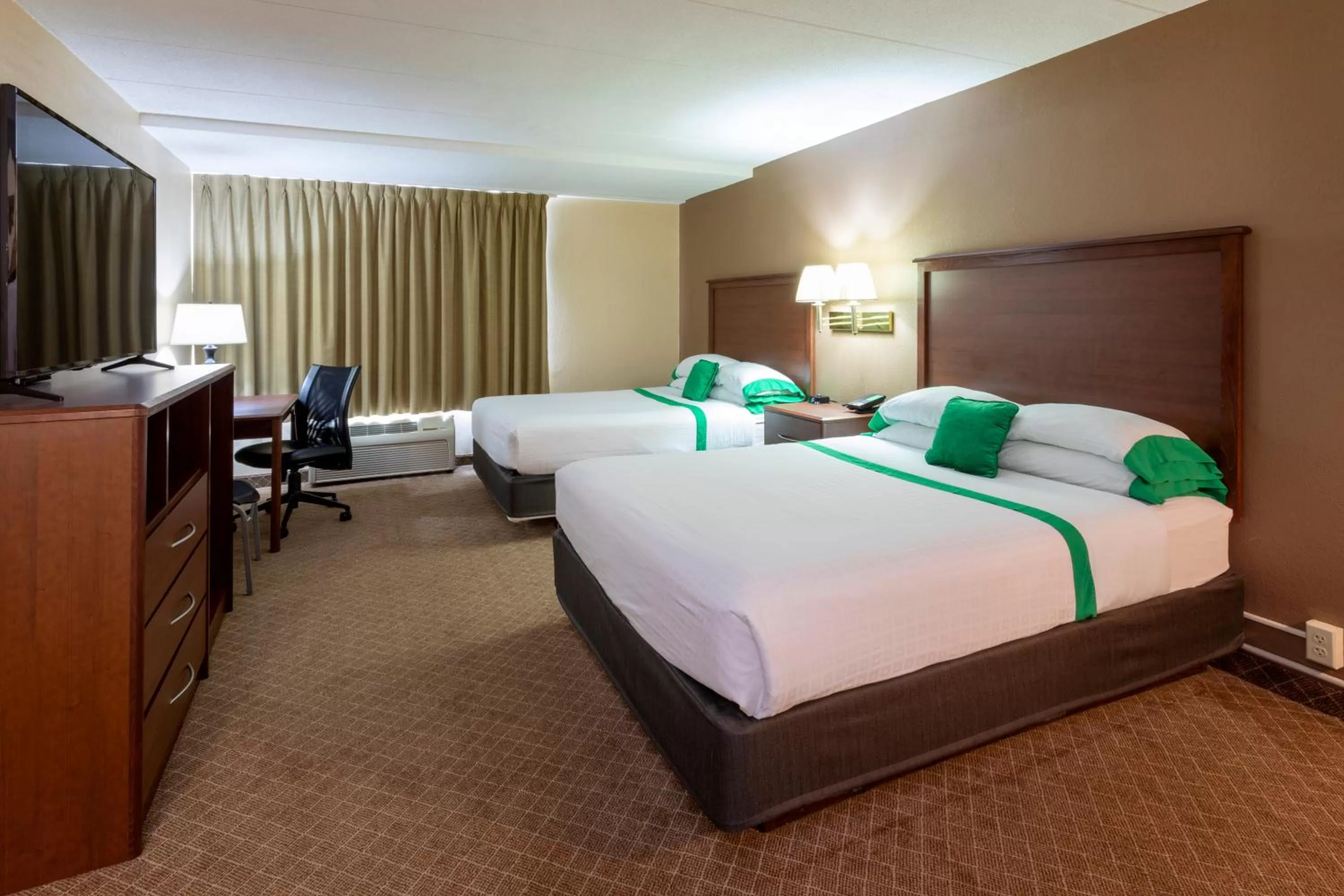 Junior Suite with 2 Queens in GuestHouse Inn & Suites Rochester