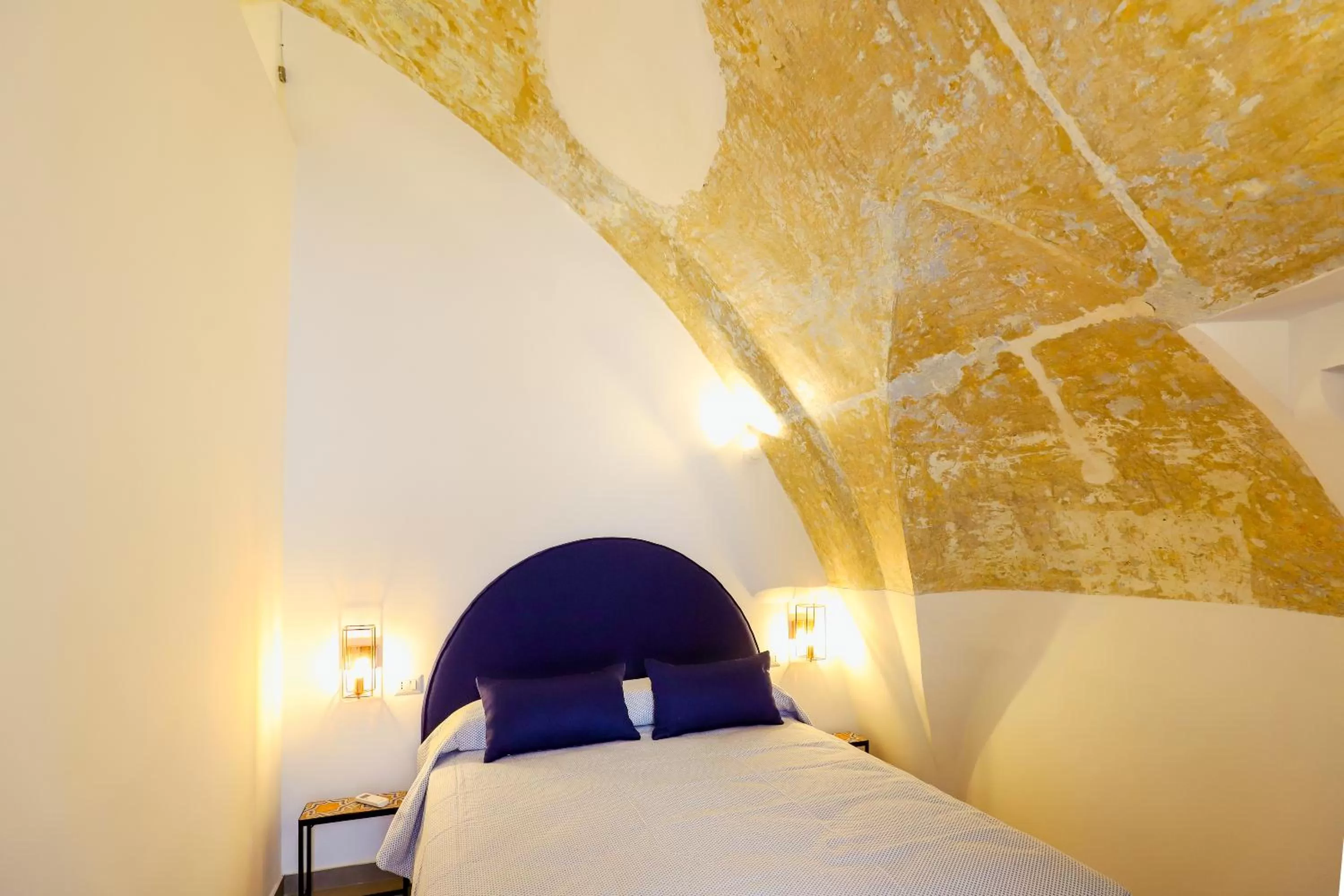 Photo of the whole room in A I R Sant'Anna