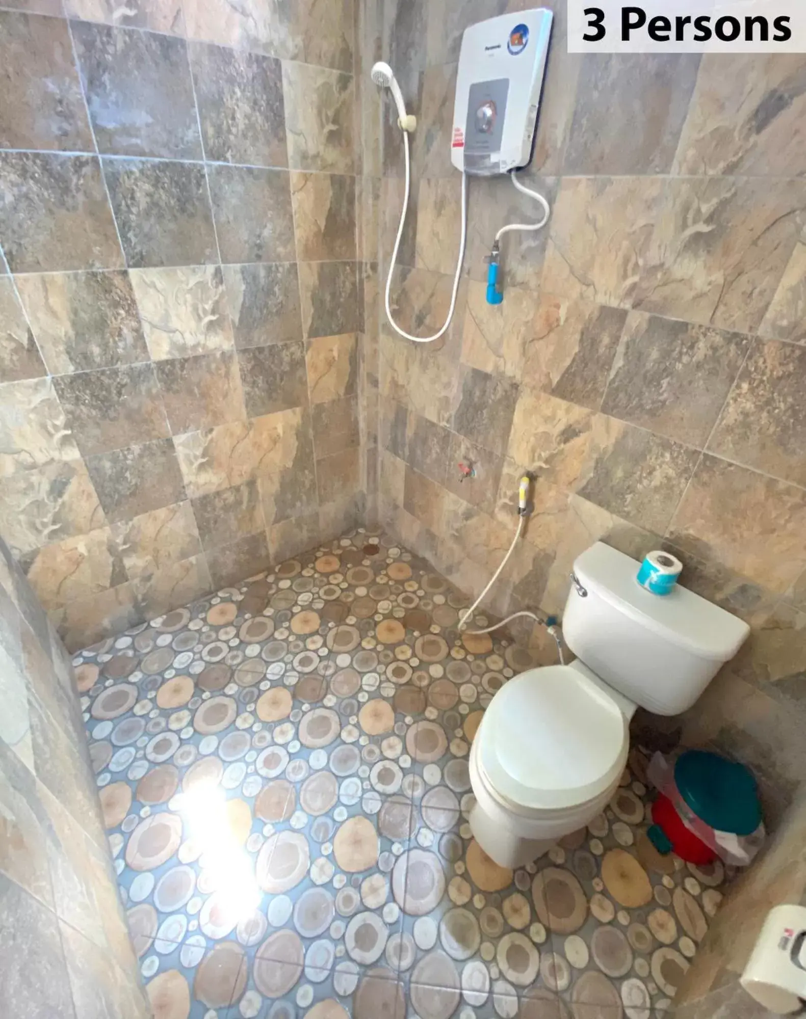 Bathroom in Lanta Emerald Bungalow