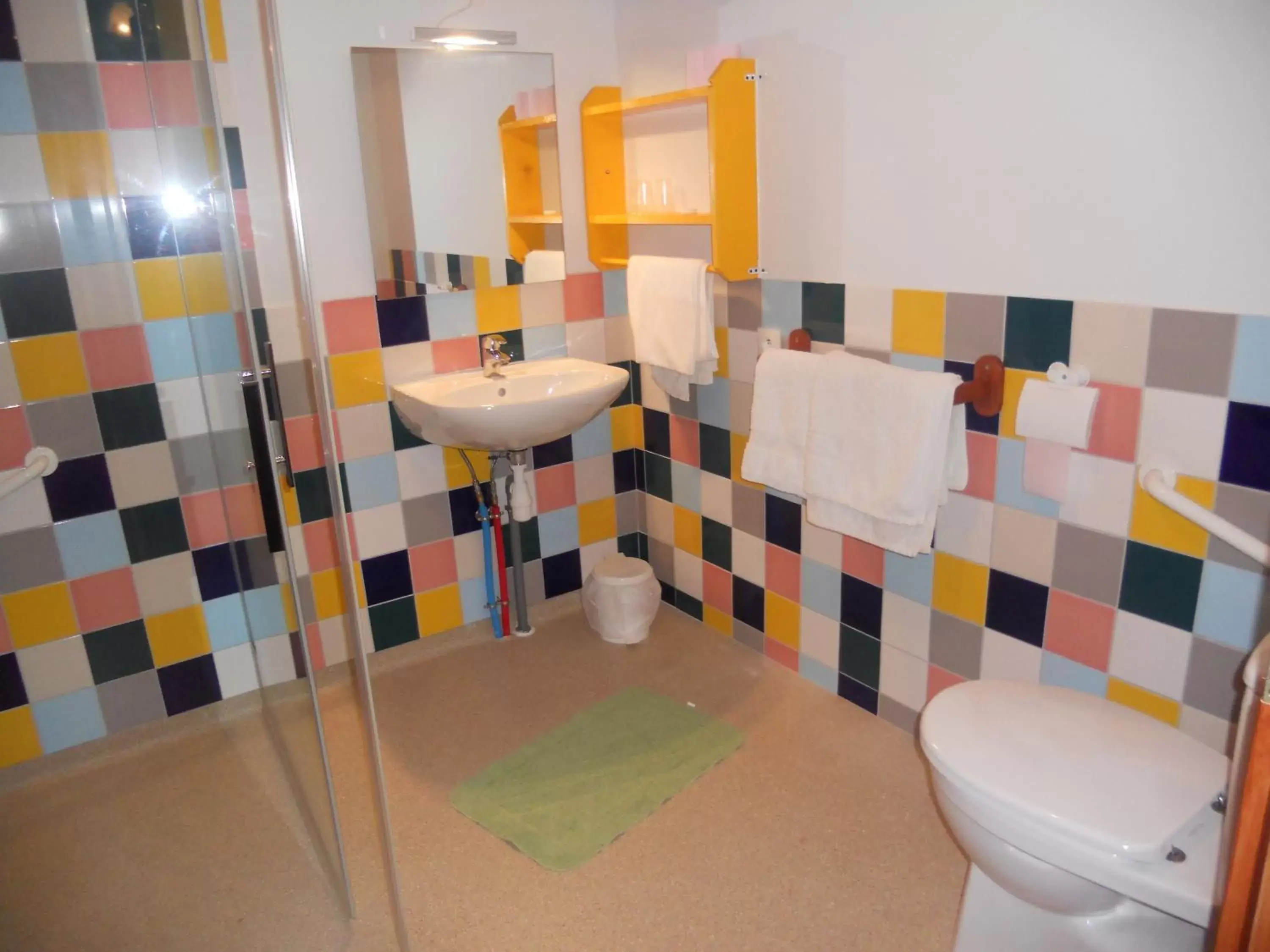 Bathroom in Auberge du Saut des Cuves